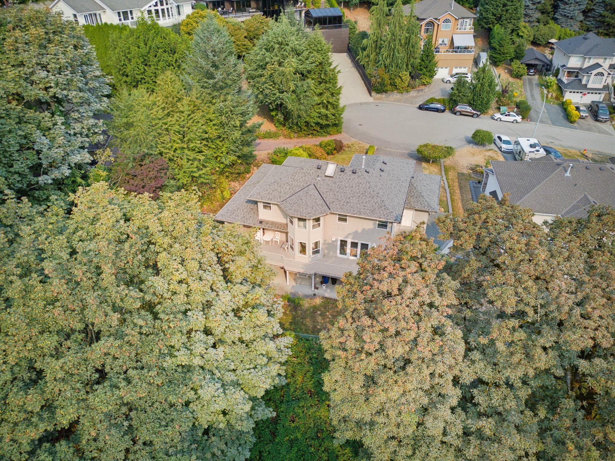 8630 Sunburst Place, Chilliwack, V2R 3J1 — photo 3