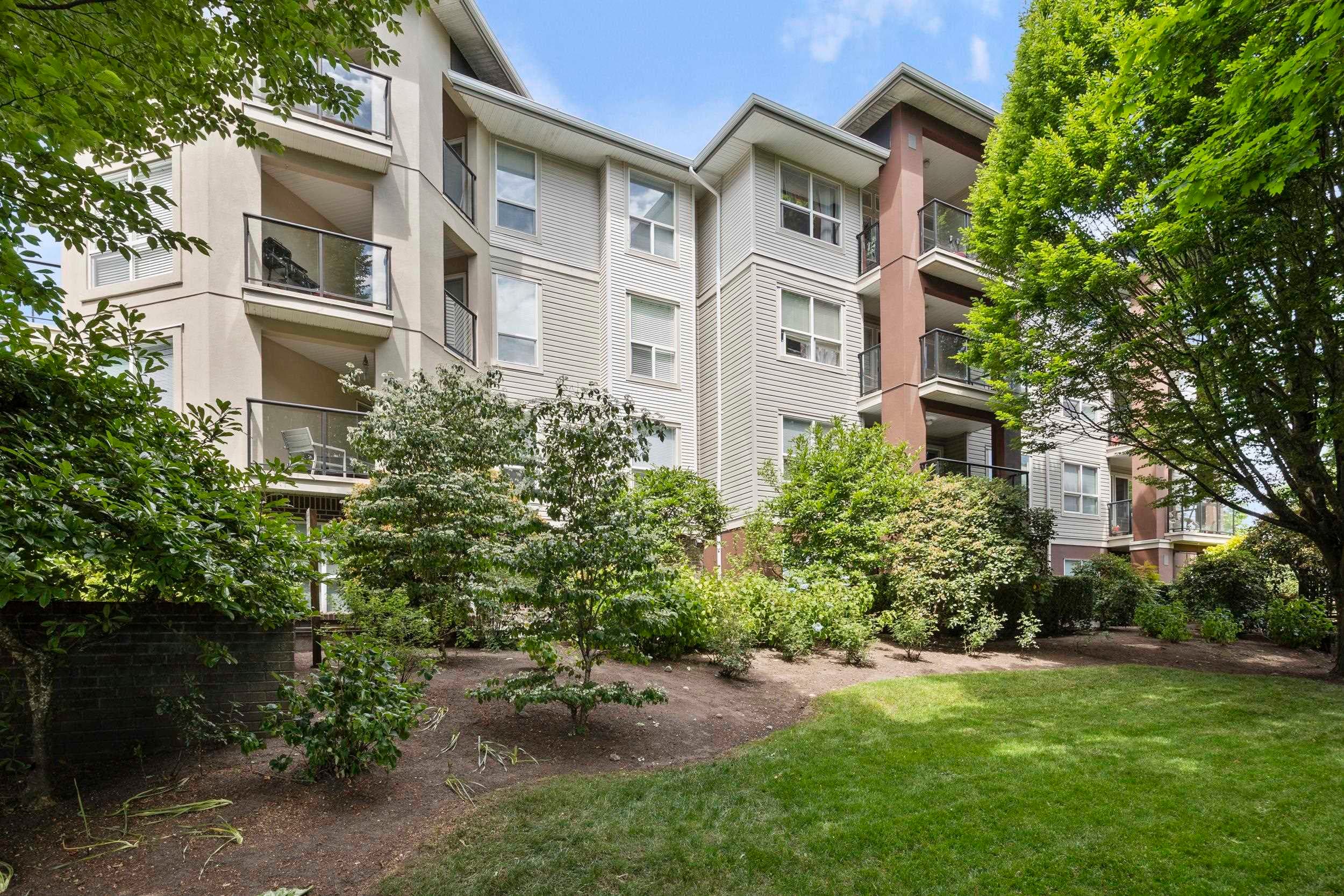 20259 Michaud Crescent, Langley, V3A 8L1 — photo 2