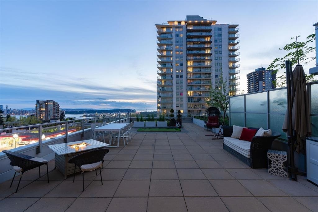 306 - 112 E 13 Street, North Vancouver