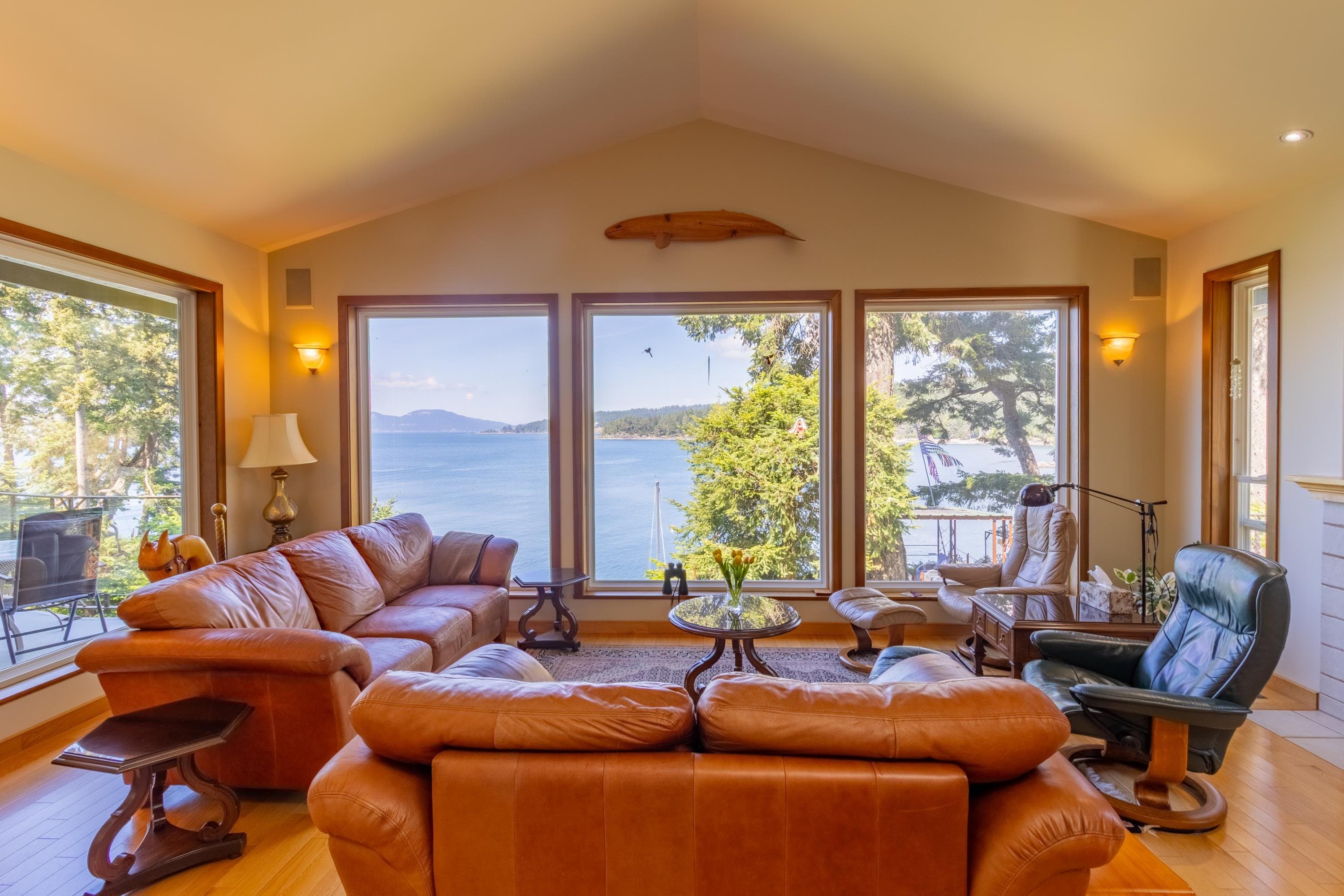 1602 Chart Drive, Pender Island, V0N 2M2 — photo 3