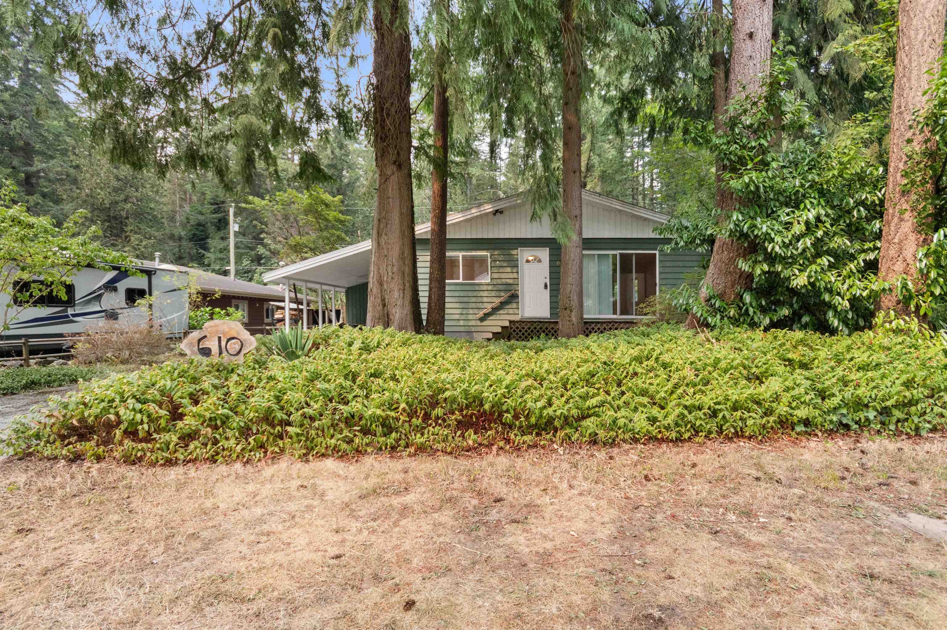 610 Mountain View Road, Cultus Lake, V2R 4Z5 — photo 1