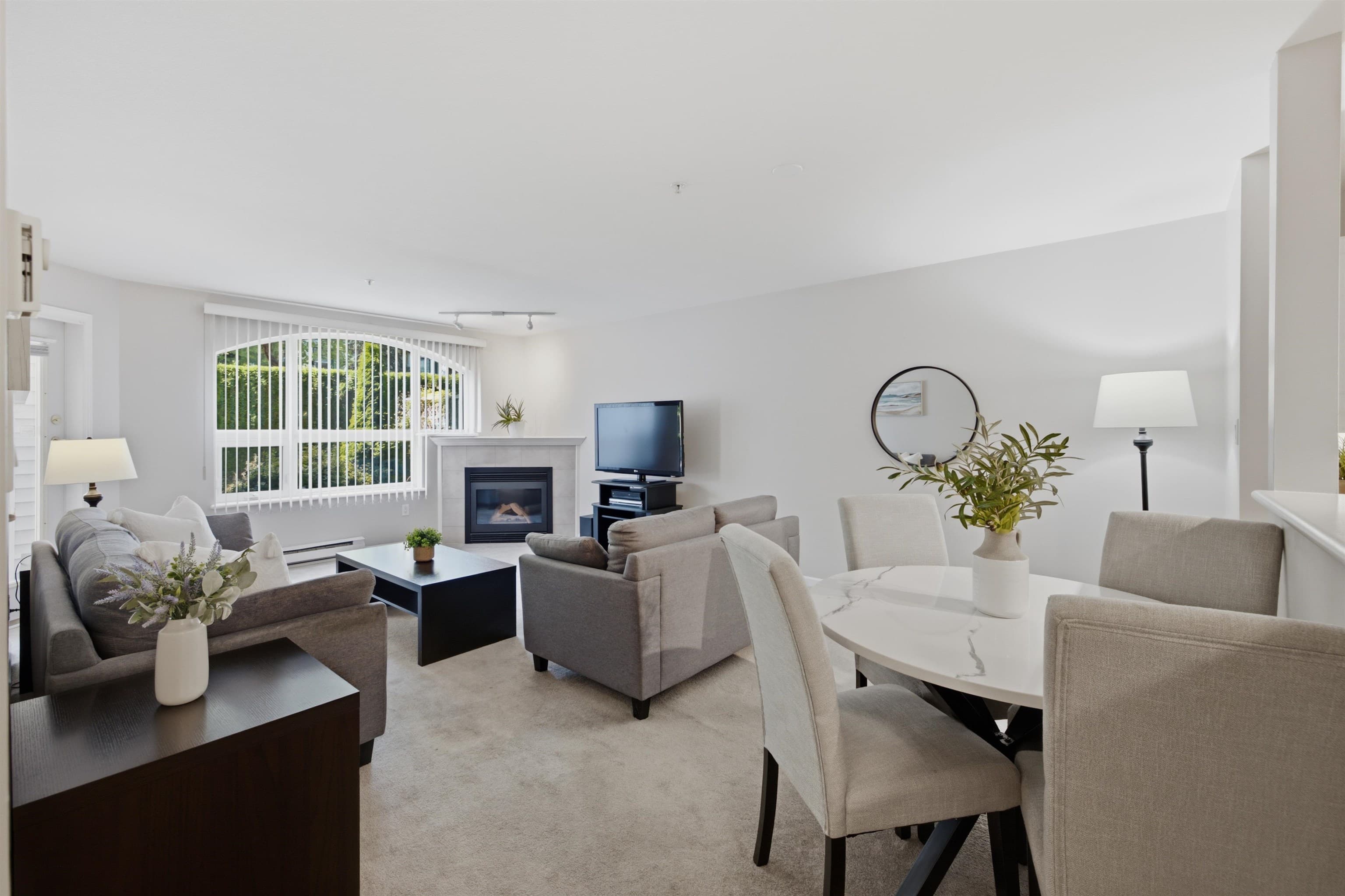 113 - 1588 Best Street, White Rock, V4B 4G1 — photo 4