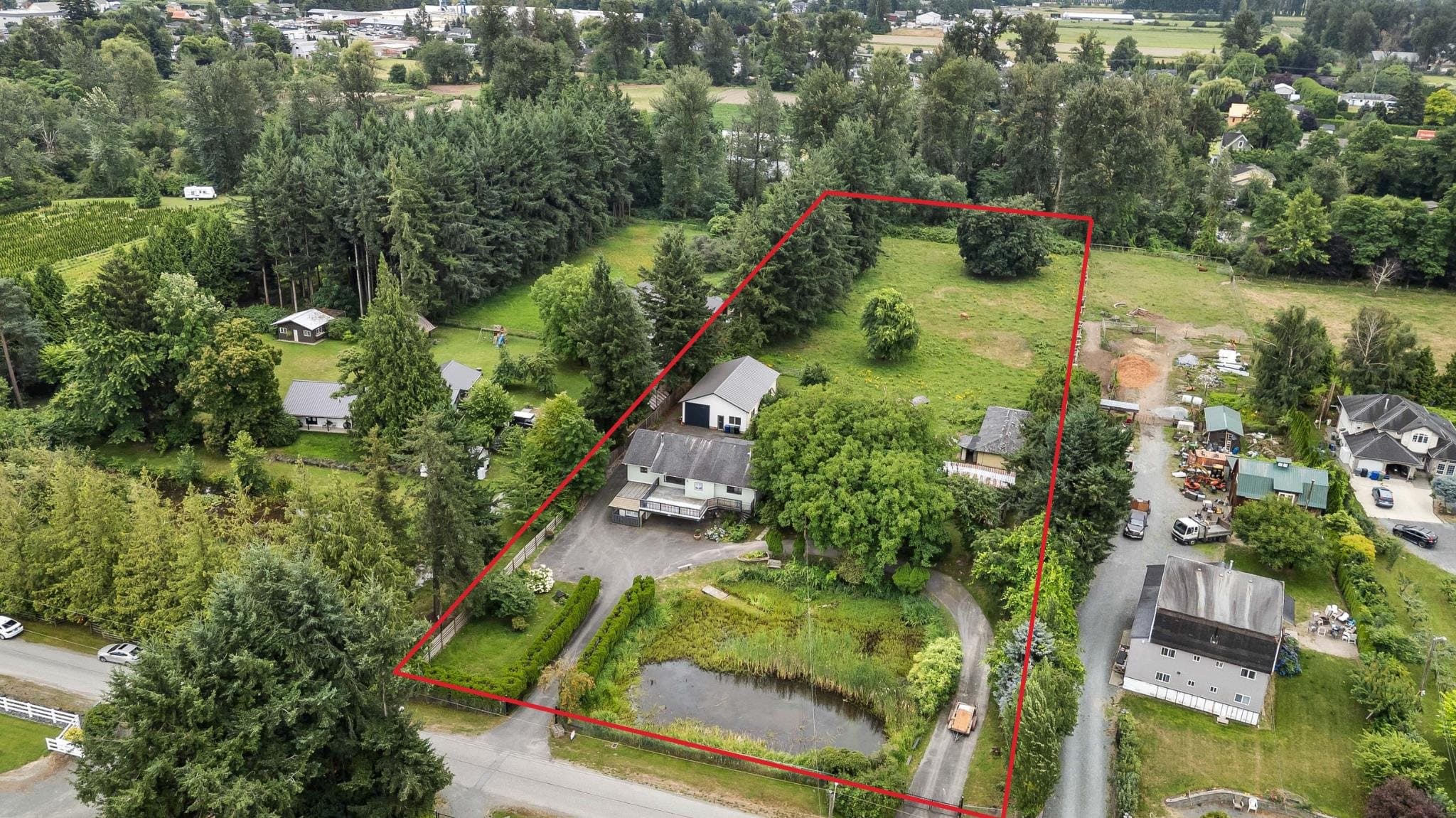 41692 Hare Avenue, Yarrow, V2R 5E9 — photo 1