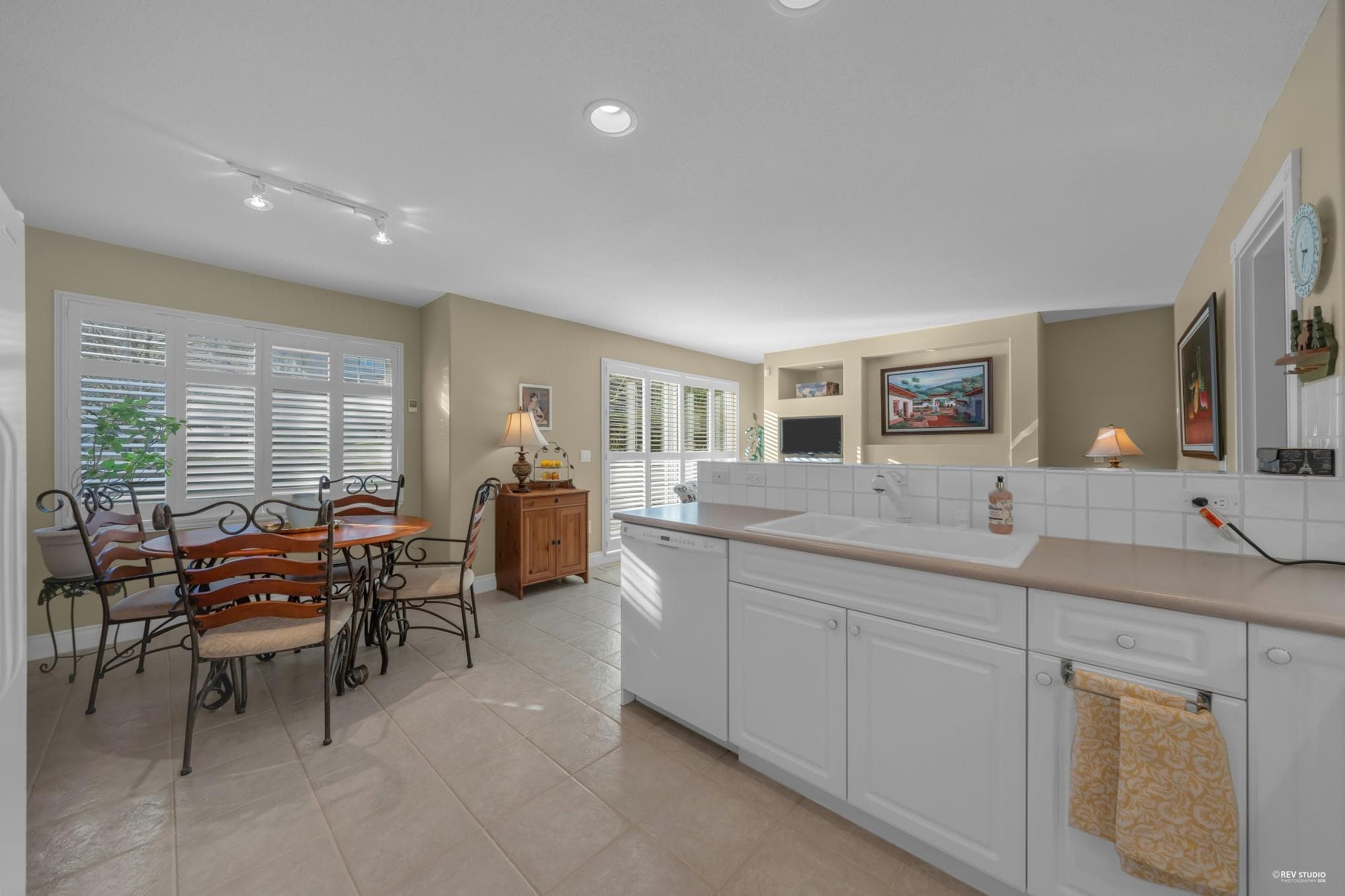 3405 Plateau Boulevard, Coquitlam, V3E 3L7 — photo 5