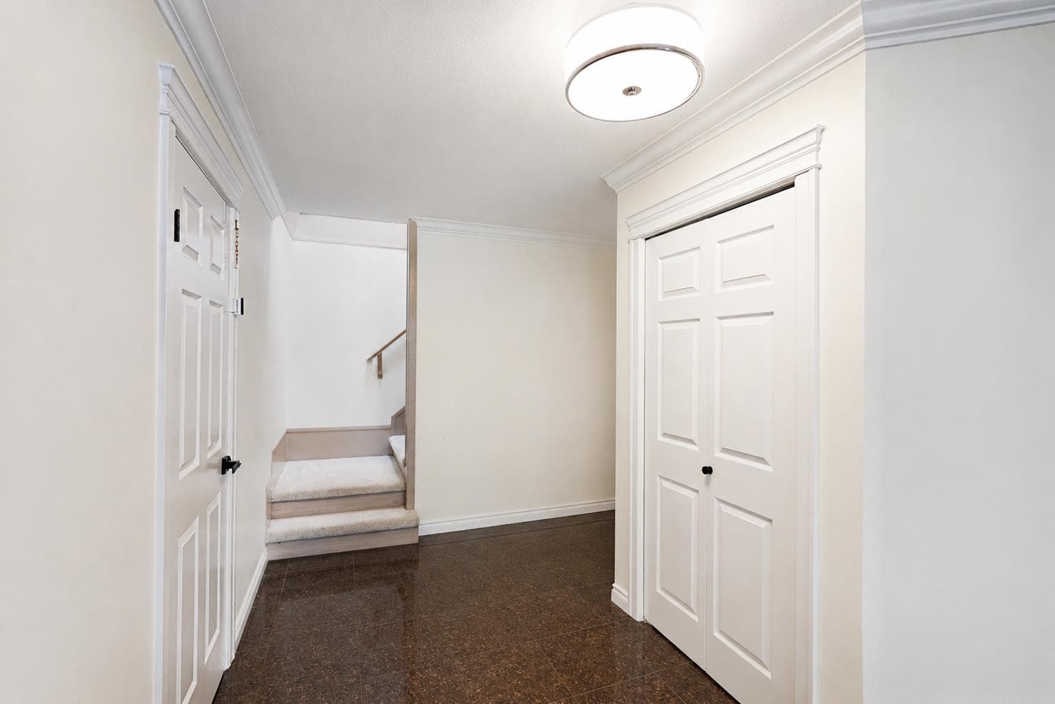 14241 91 Avenue, Surrey, V3V 7Y1 — photo 3