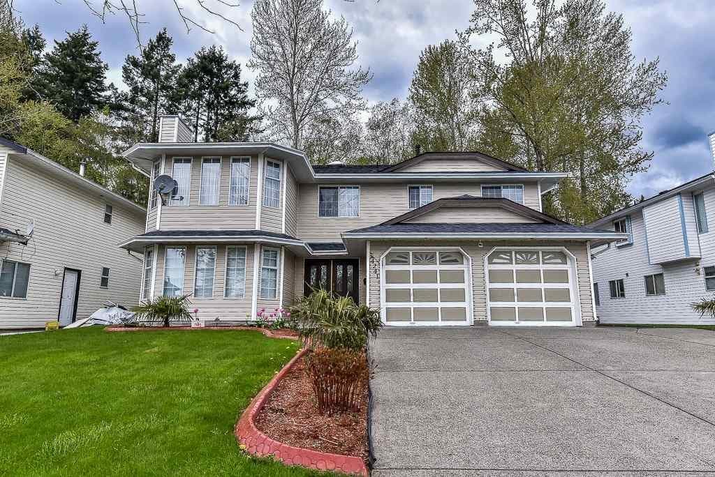 14241 91 Avenue, Surrey, V3V 7Y1 — photo 1