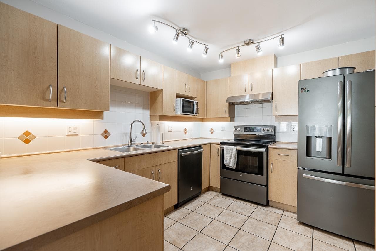 48 - 13918 58 Avenue, Surrey, V3X 3N8 — photo 5