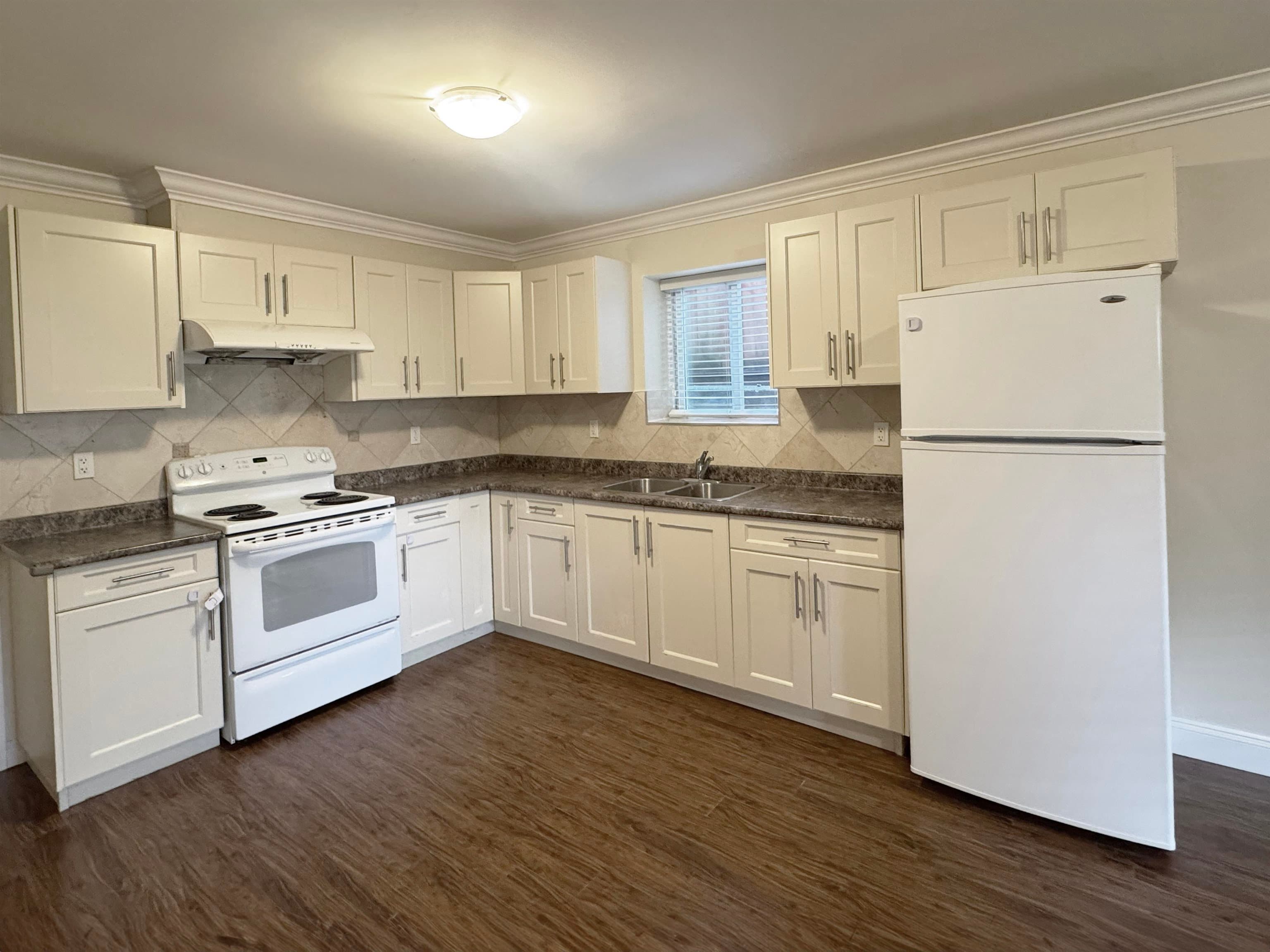 14000 Wellington Crescent, Surrey, V3R 9H2 — photo 2