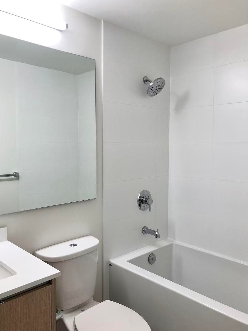 8xx - 8940 University Crescent, Burnaby, V5A 0E7 — photo 3