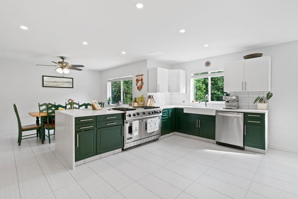 14605 Squamish Valley Road, Squamish, V0N 1H0 — photo 5