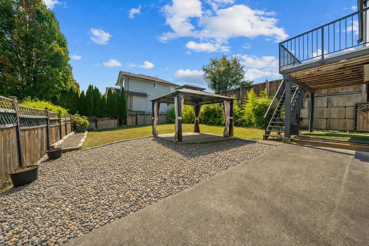 23190 122 Avenue, Maple Ridge, V2X 0P9 — photo 5