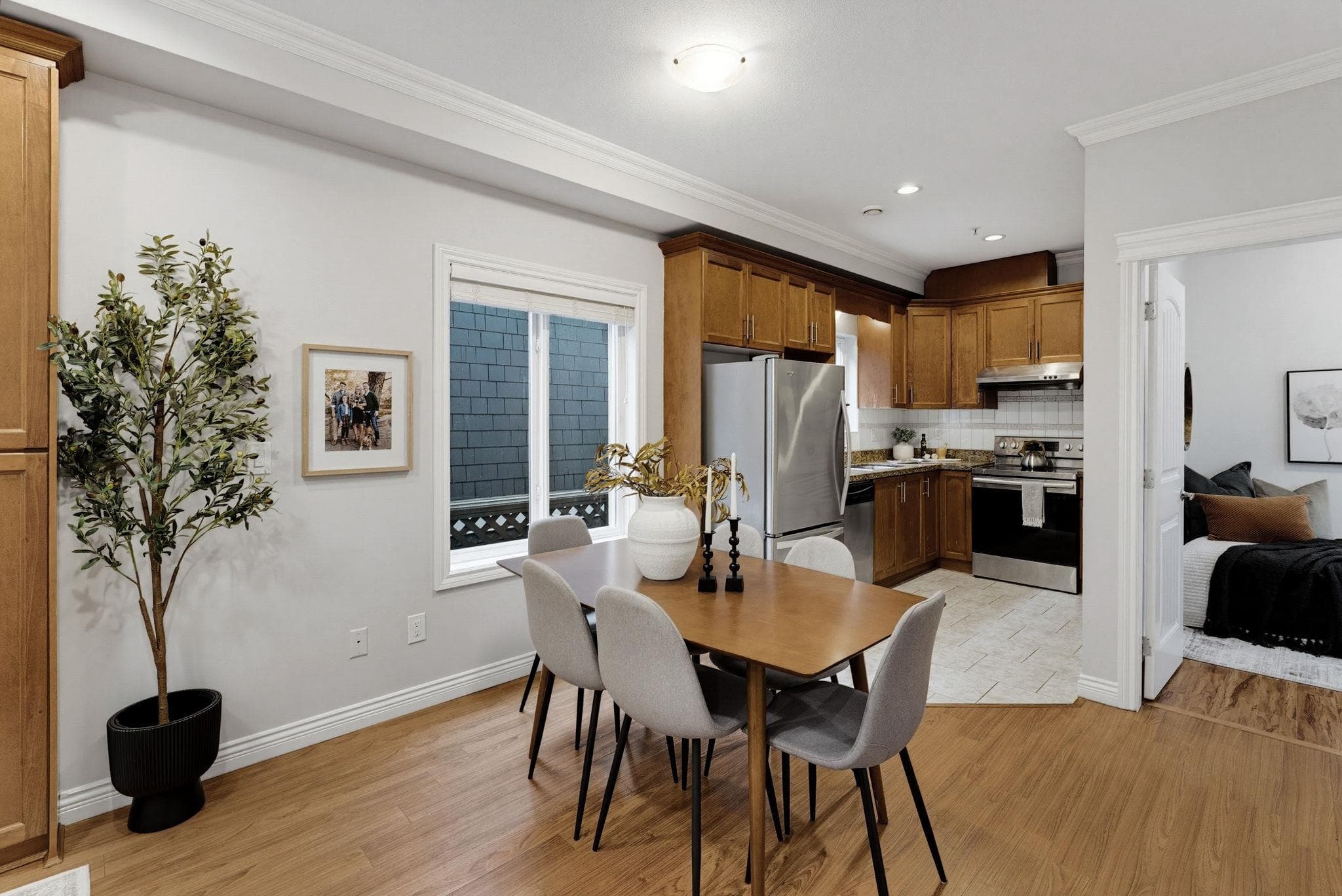 2139 Triumph Street, Vancouver, V5L 1L1 — photo 2