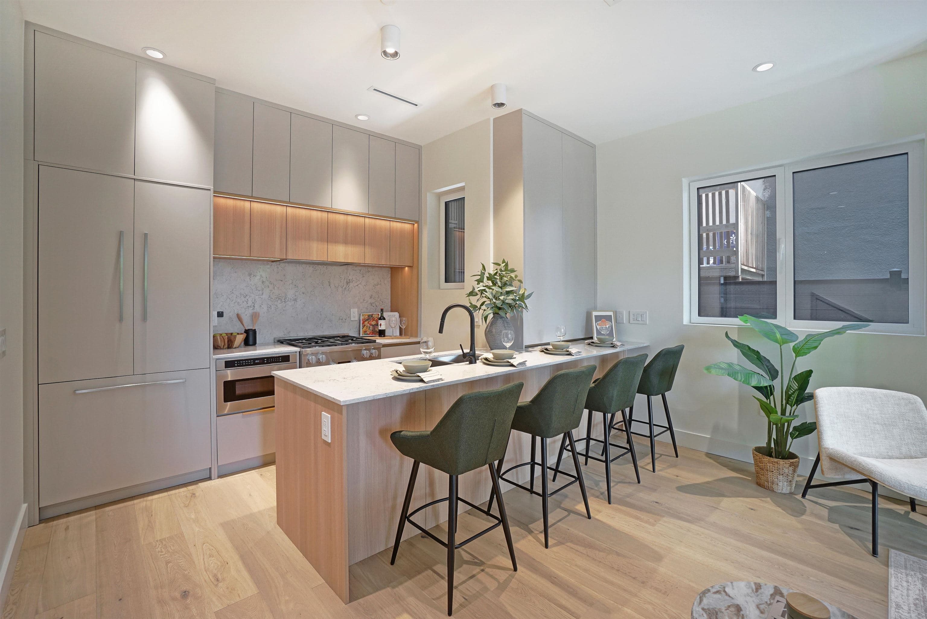 1 - 3315 W 10th Street, Vancouver, V6R 2E5 — photo 3