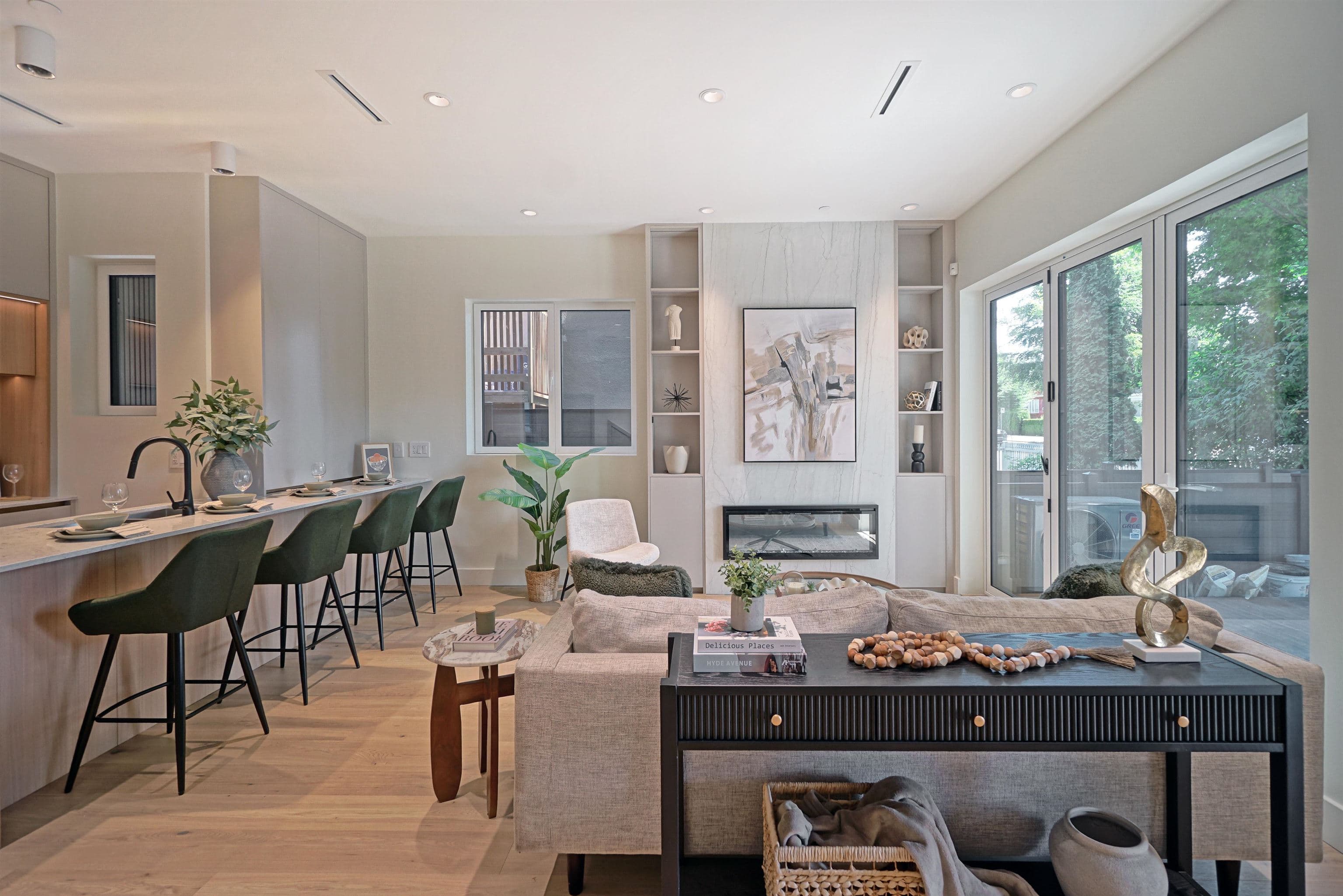 1 - 3315 W 10th Street, Vancouver, V6R 2E5 — photo 5