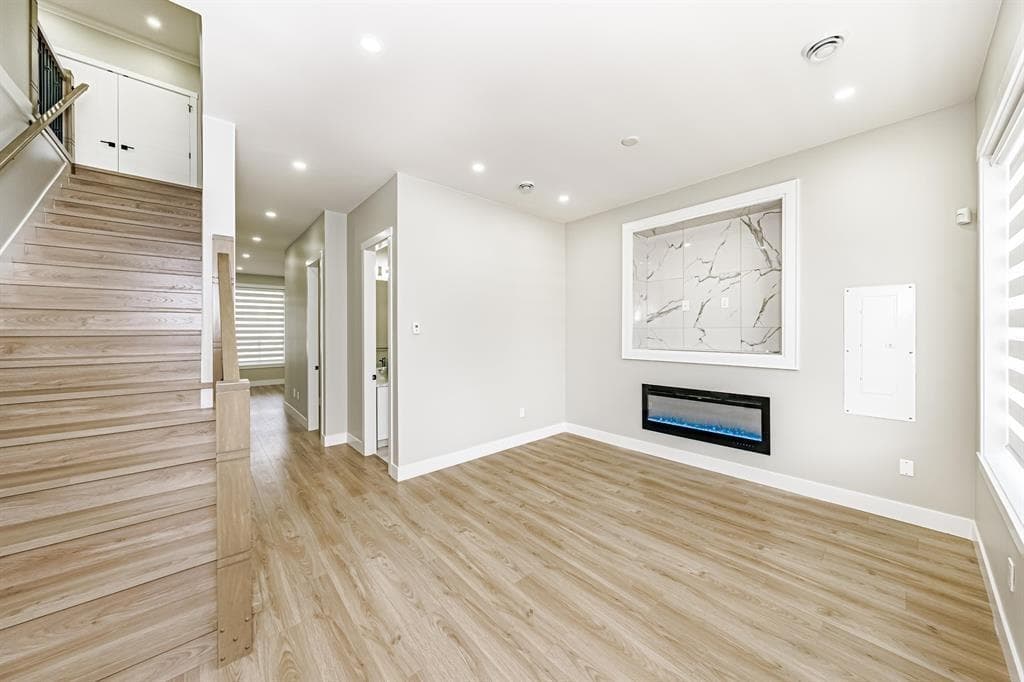 14711 62a Avenue, Surrey, V3S 3T1 — photo 2