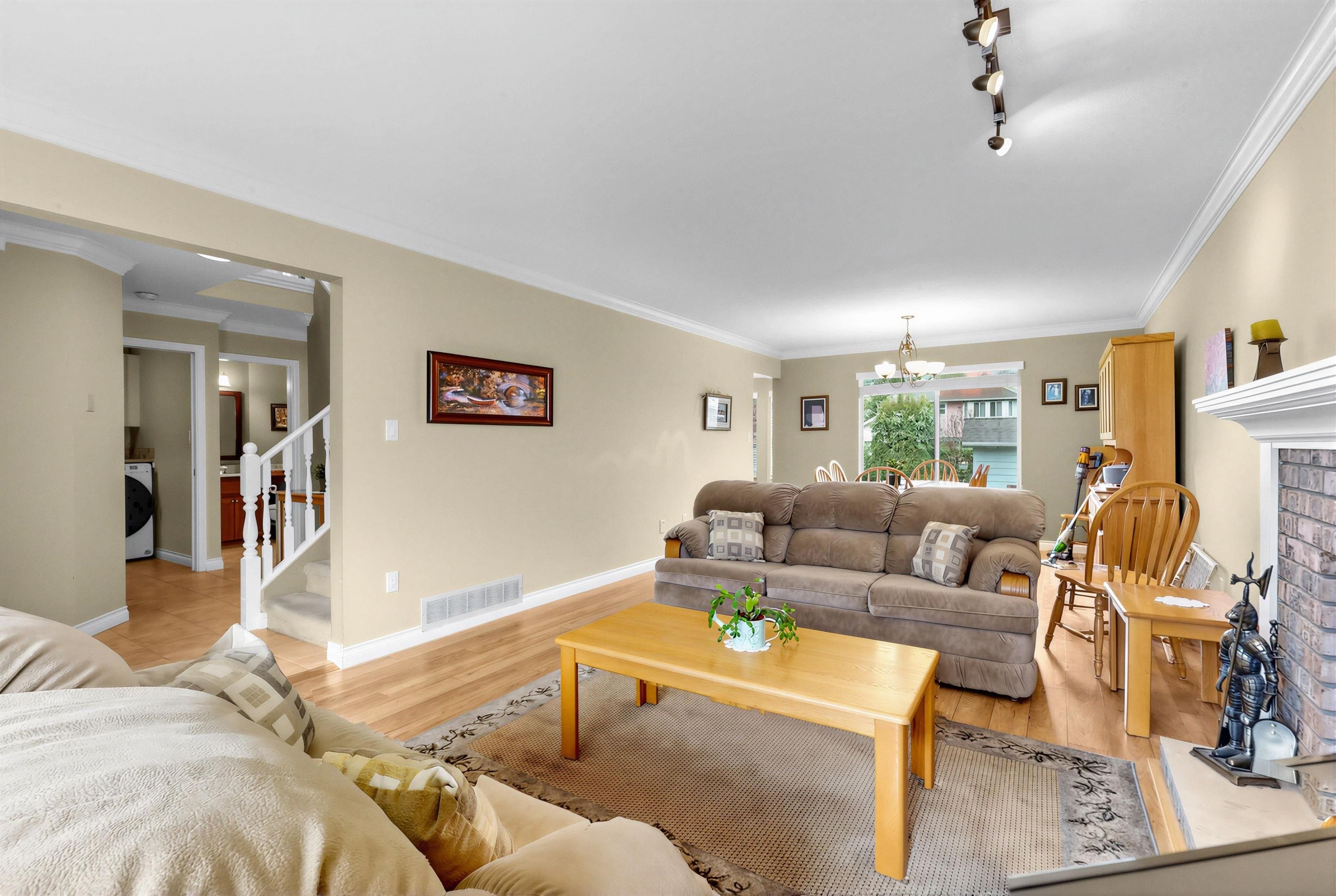 15929 88a Avenue, Surrey, V4N 2X9 — photo 5