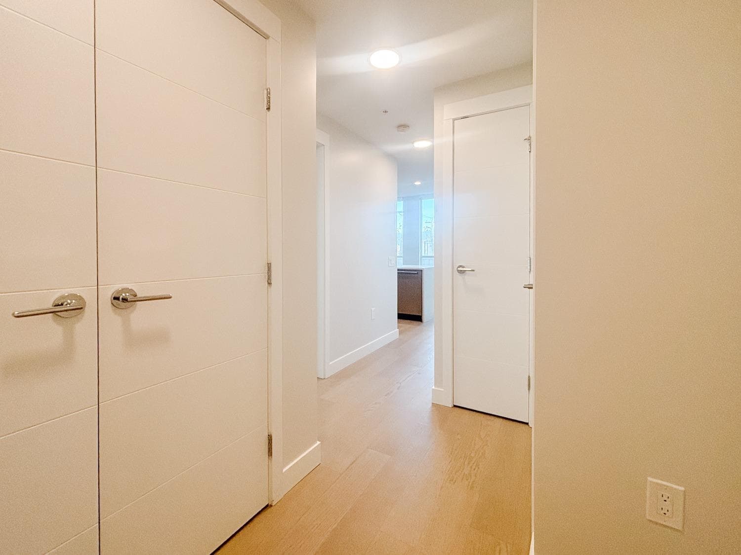 205 - 469 West King Edward Avenue, Vancouver, V5Y 2J3 — photo 2
