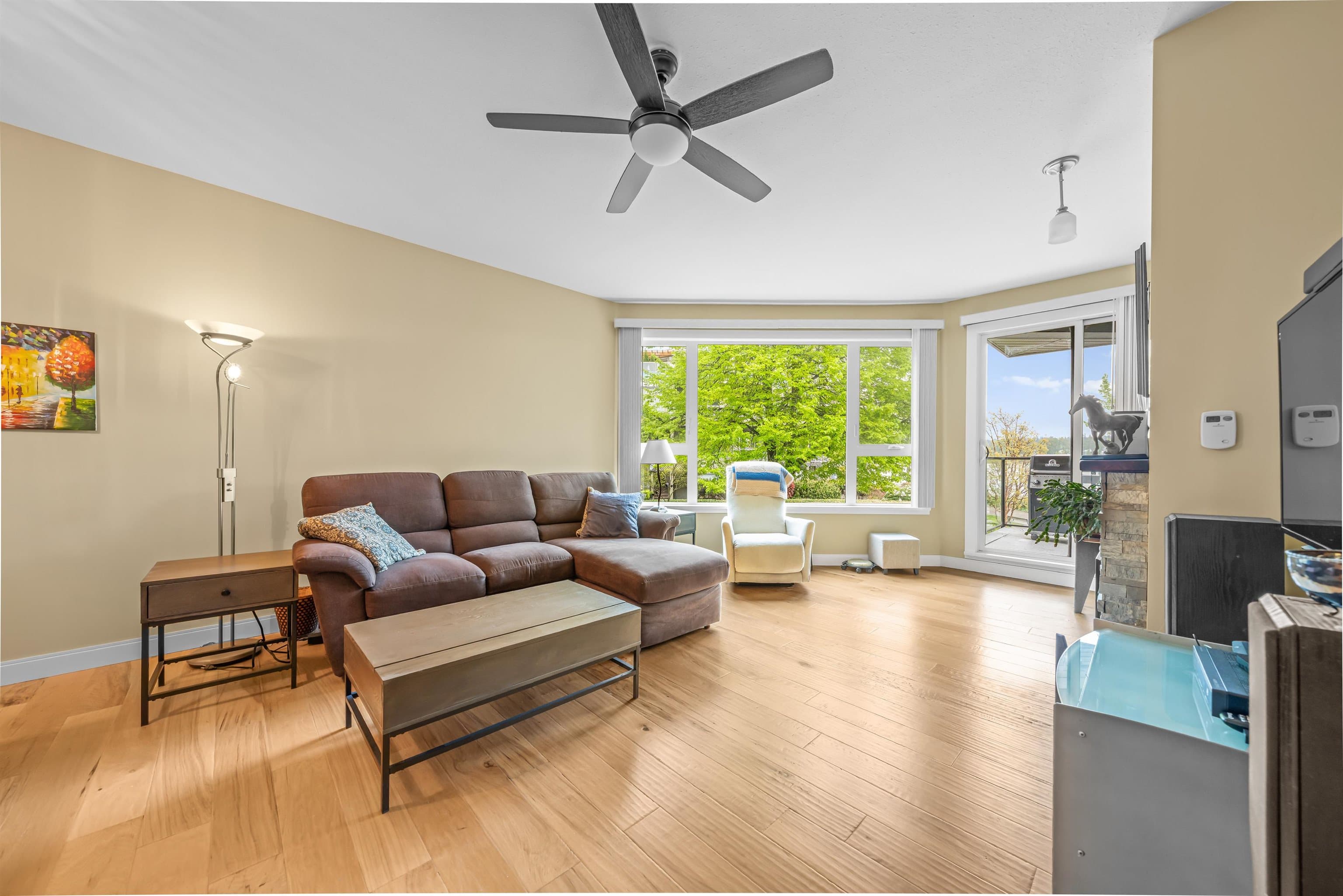 204 - 1150 Quayside Drive, New Westminster, V3M 6E1 — photo 1