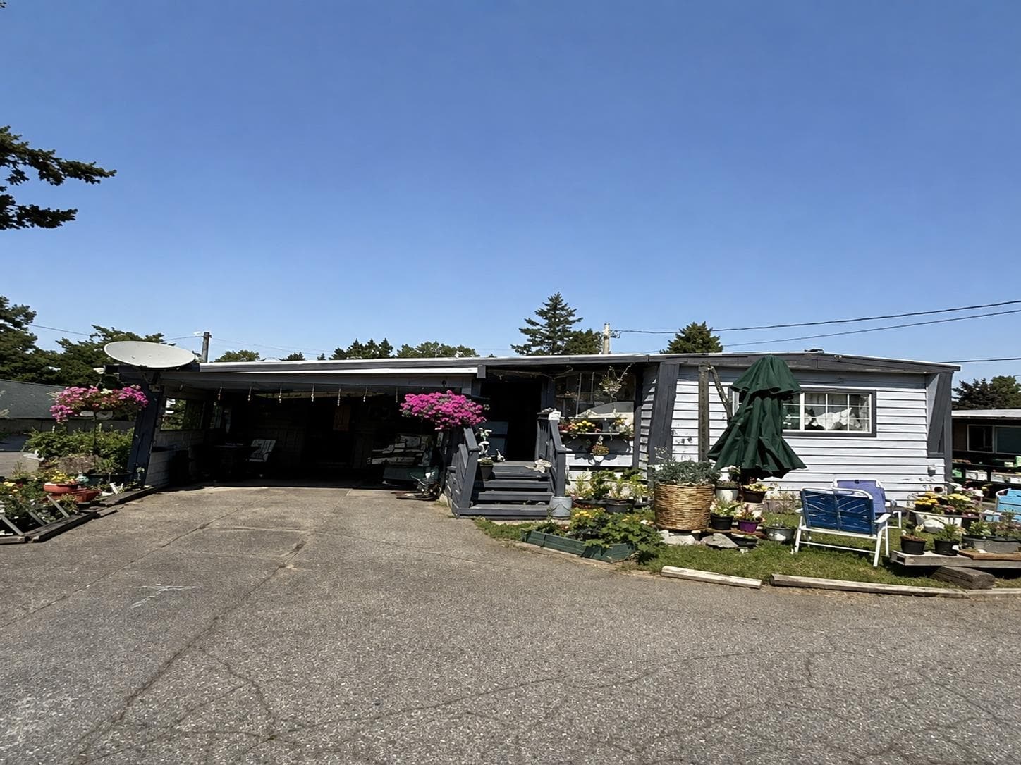 17 - 16039 Fraser Highway, Surrey