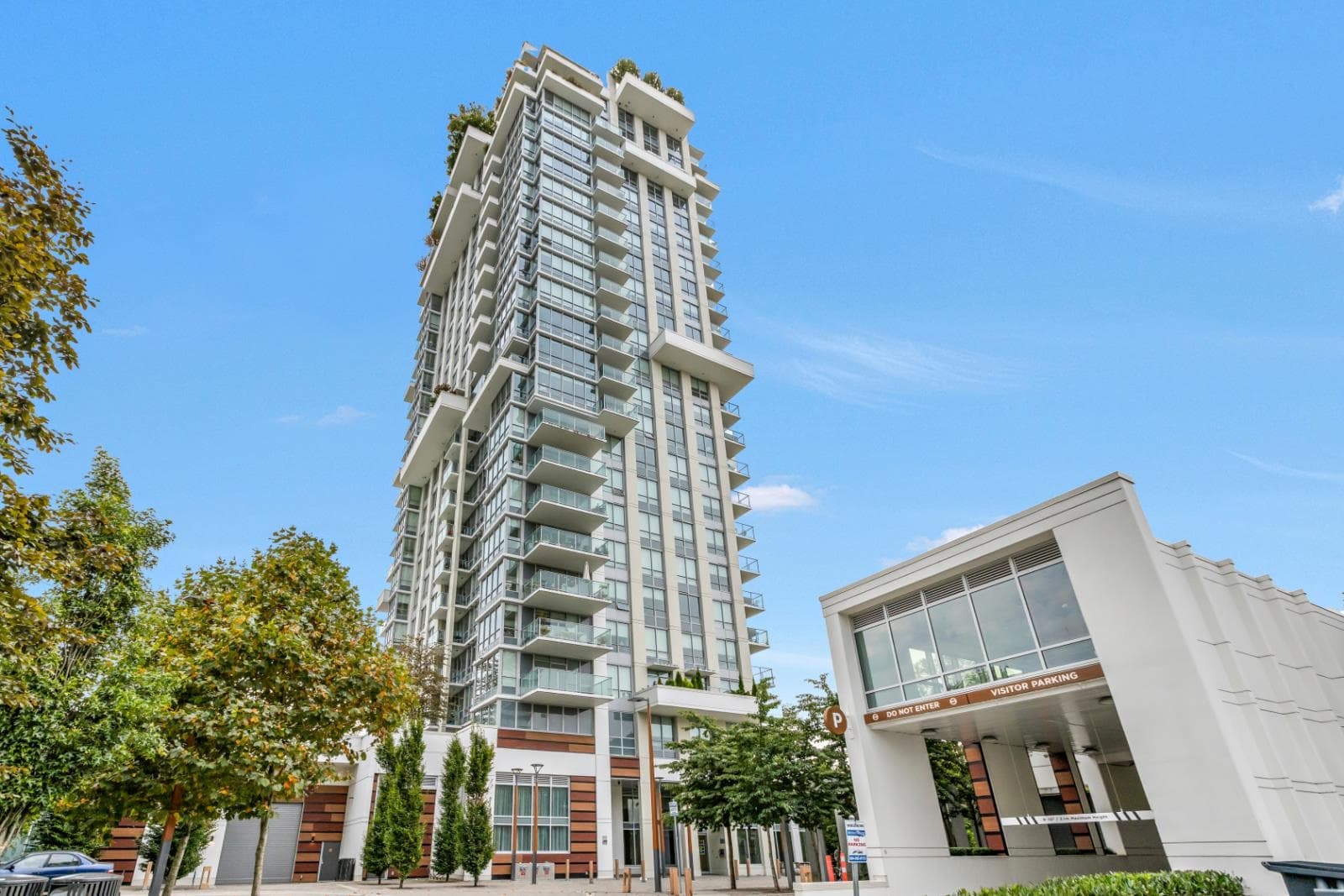 605 - 1632 Lions Gate Lane, North Vancouver