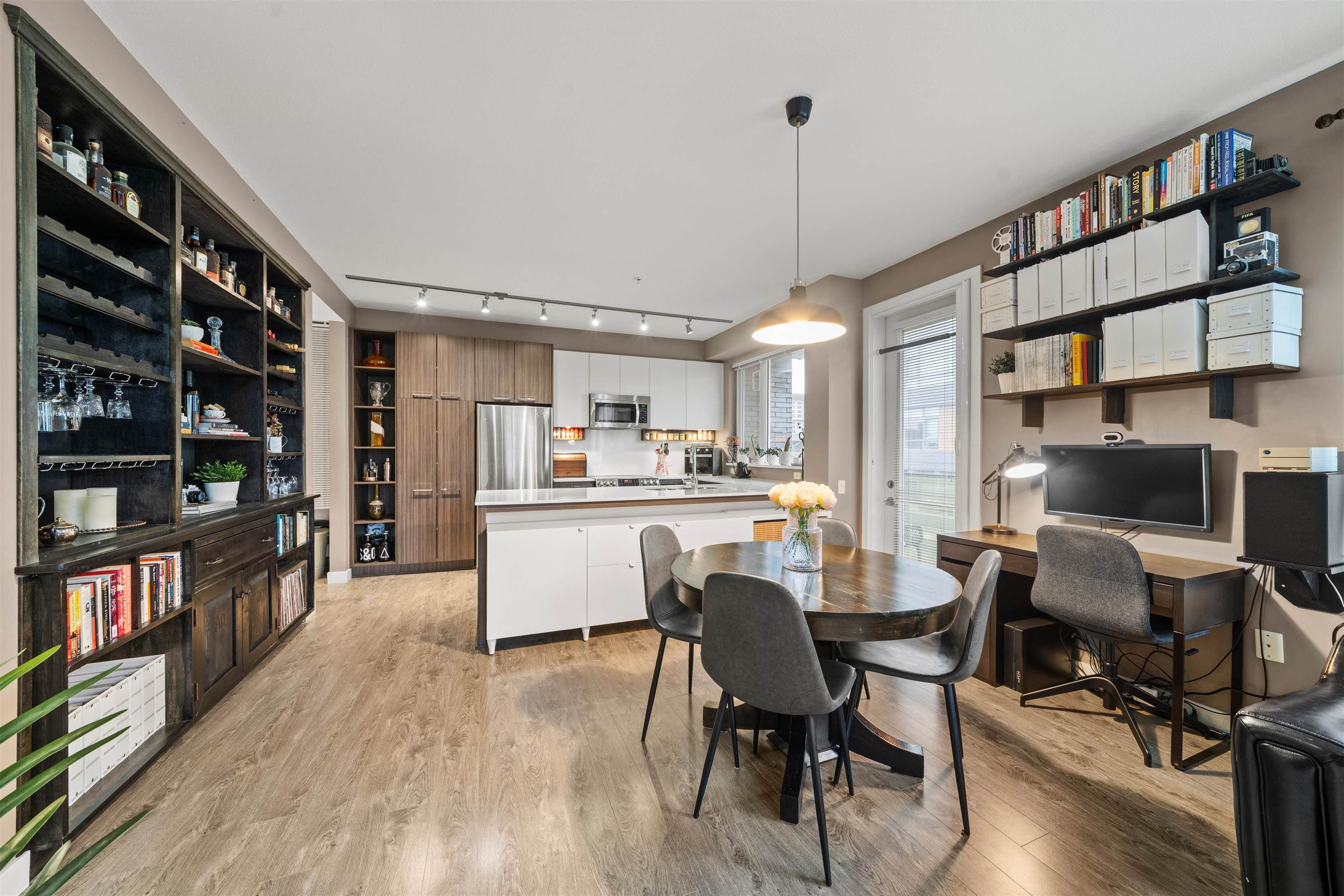 516 - 9250 University High Street, Burnaby, V5A 0B3 — photo 5