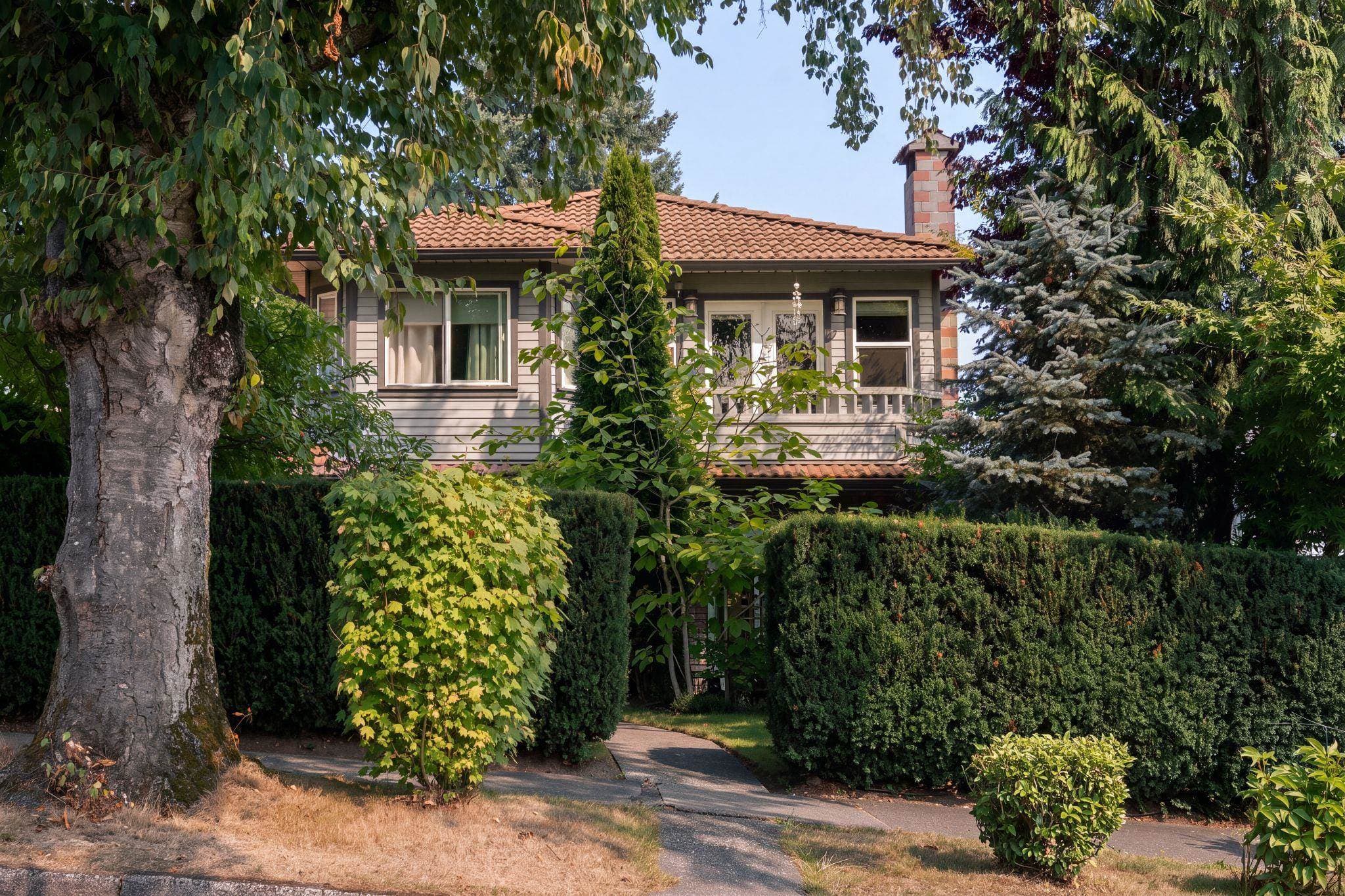 2183 Napier Street, Vancouver, V5L 2P1 — photo 2
