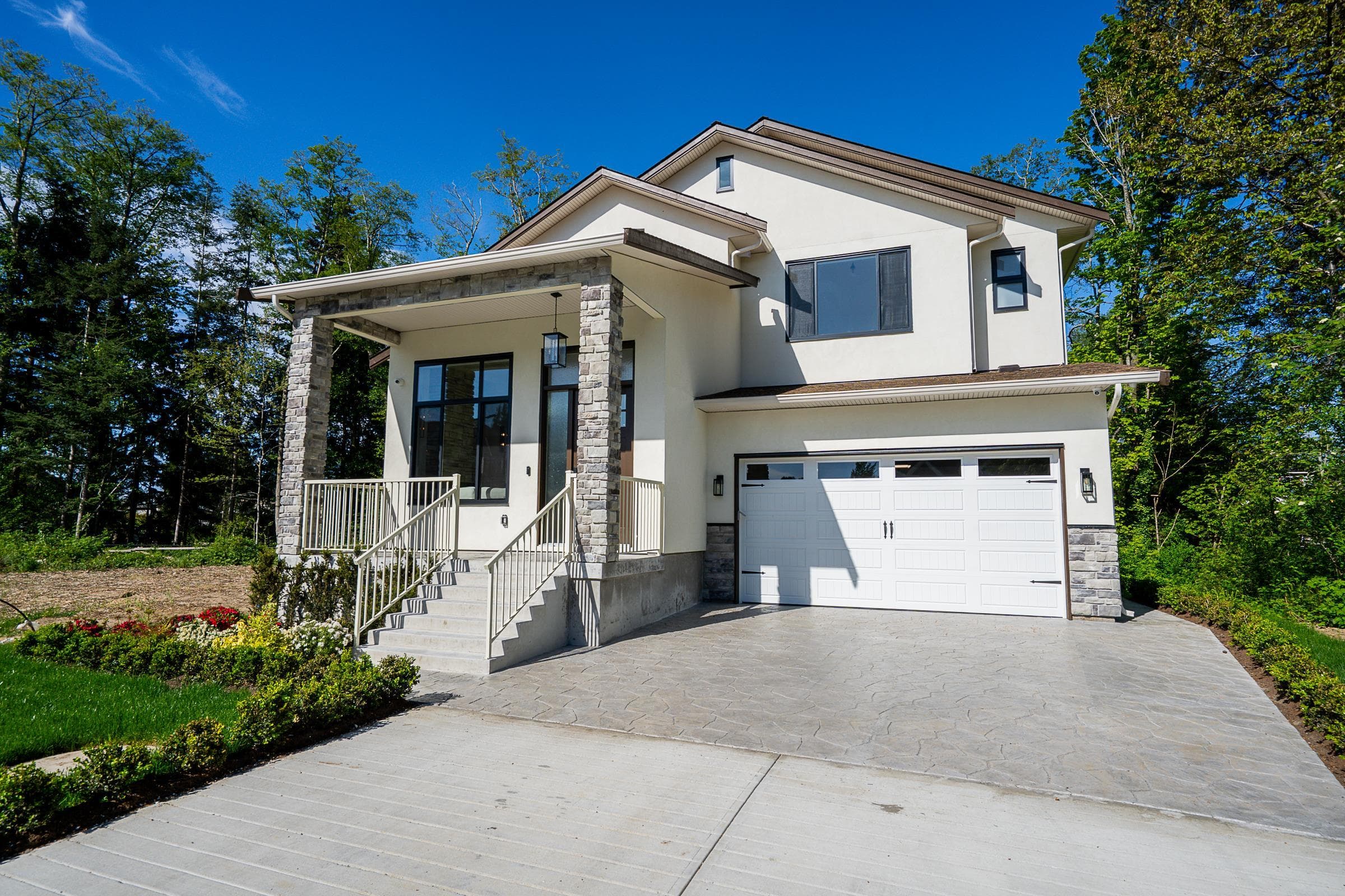 16908 1 Avenue, Surrey, V3Z 9N8 — photo 2