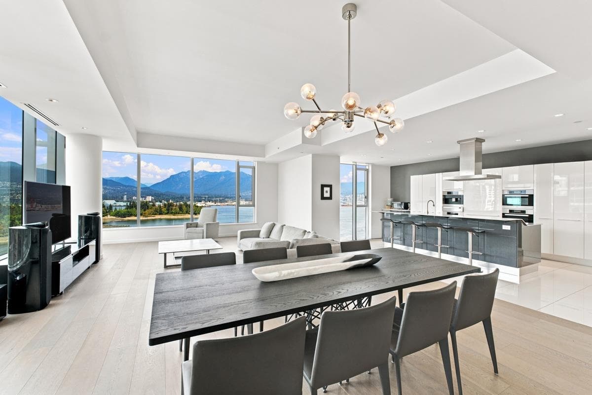 1701 - 277 Thurlow Street, Vancouver, V6C 0C1 — photo 5