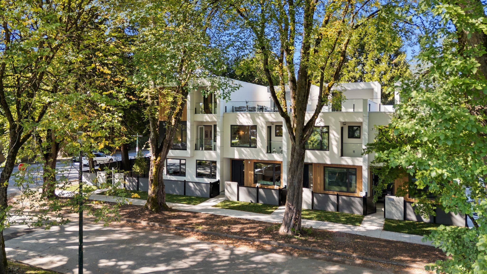 3 - 1491 Devonshire Crescent, Vancouver, V6H 2G5 — photo 2