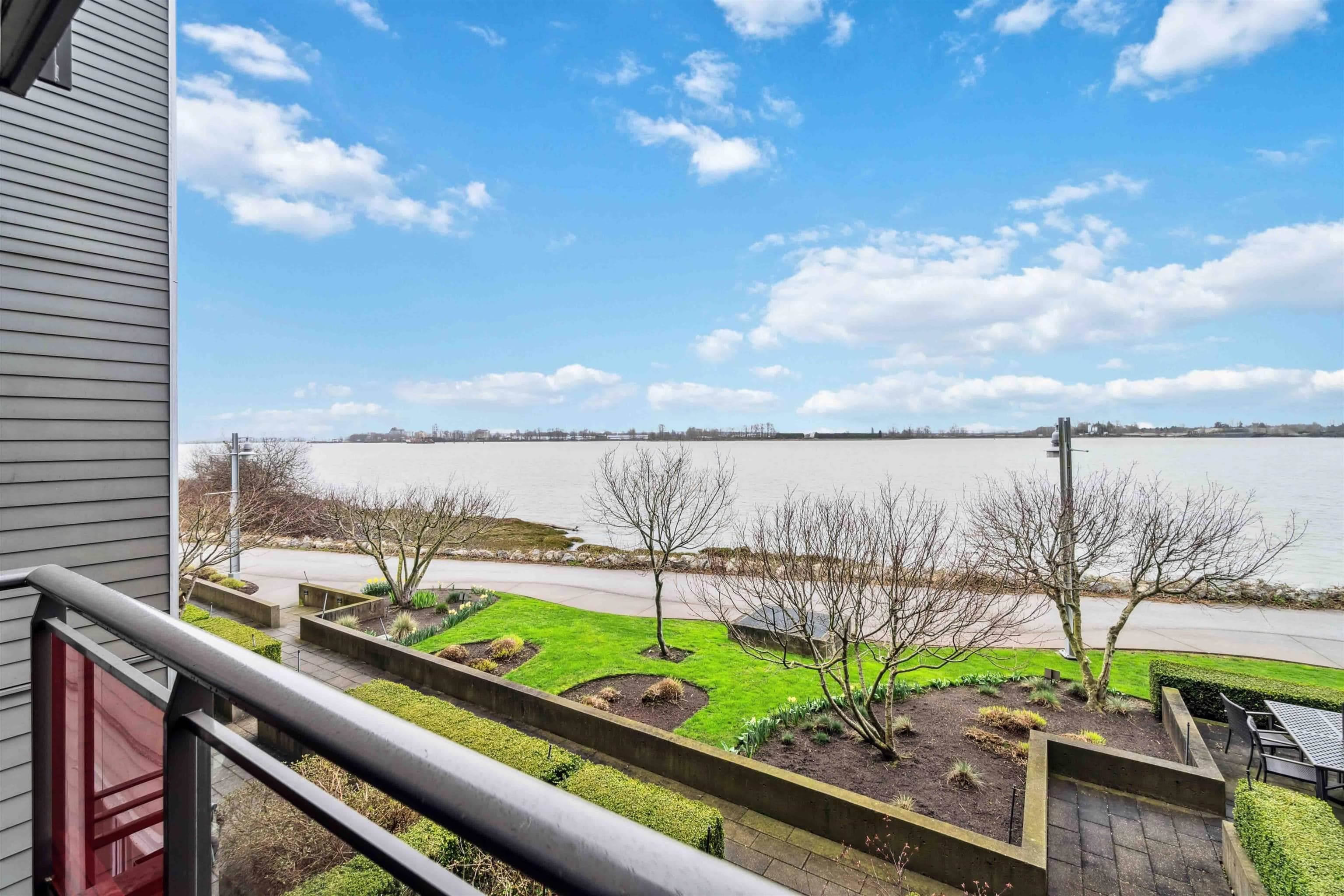 14300 Riverport Way, Richmond, V6W 0A4 — photo 2