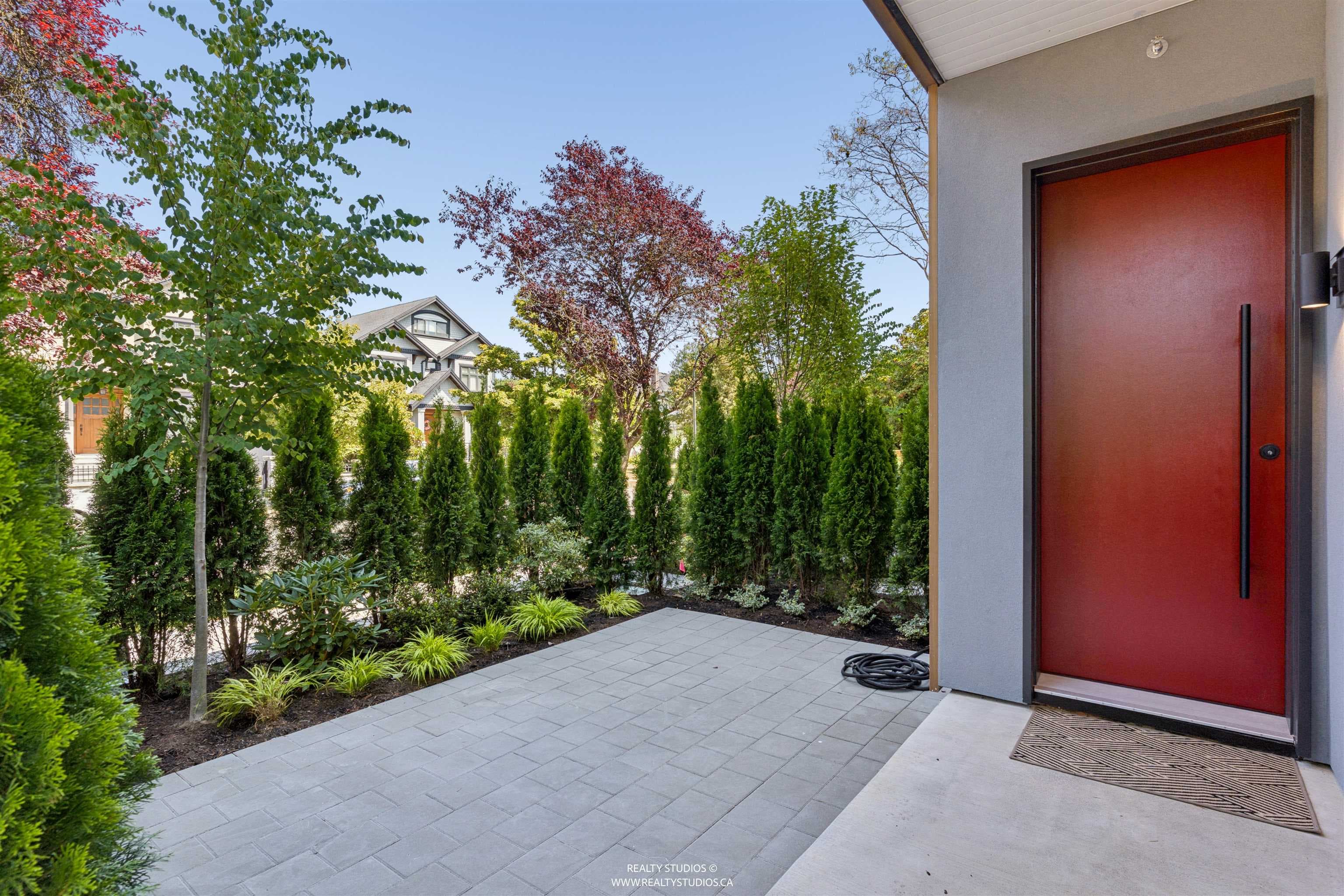 2 - 3058 W 34th Avenue, Vancouver, V6N 2K2 — photo 2