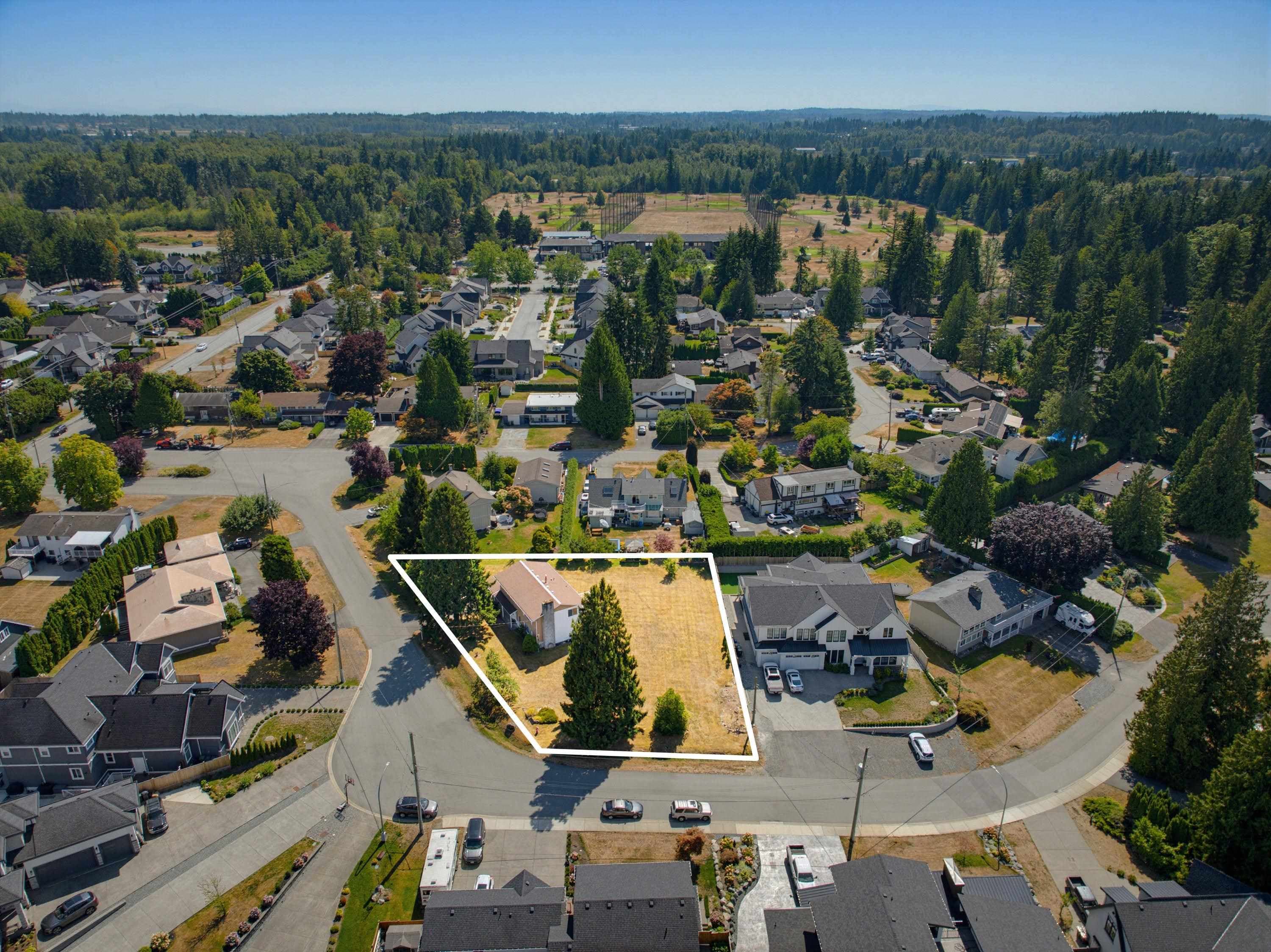 4503 Southridge Crescent, Langley, V3A 4N7 — photo 2