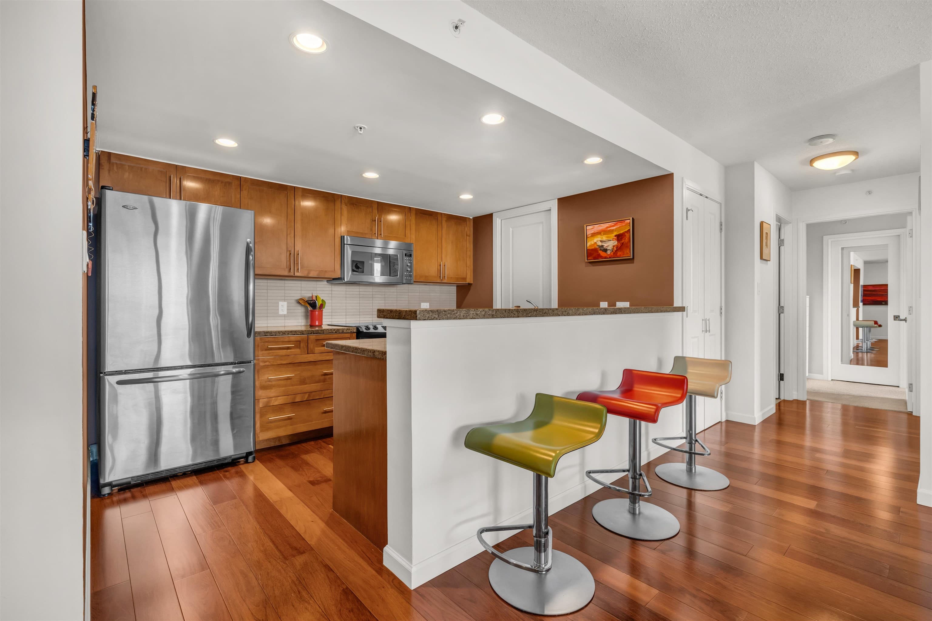 1404 - 288 Ungless Way, Port Moody, V3H 0C9 — photo 2