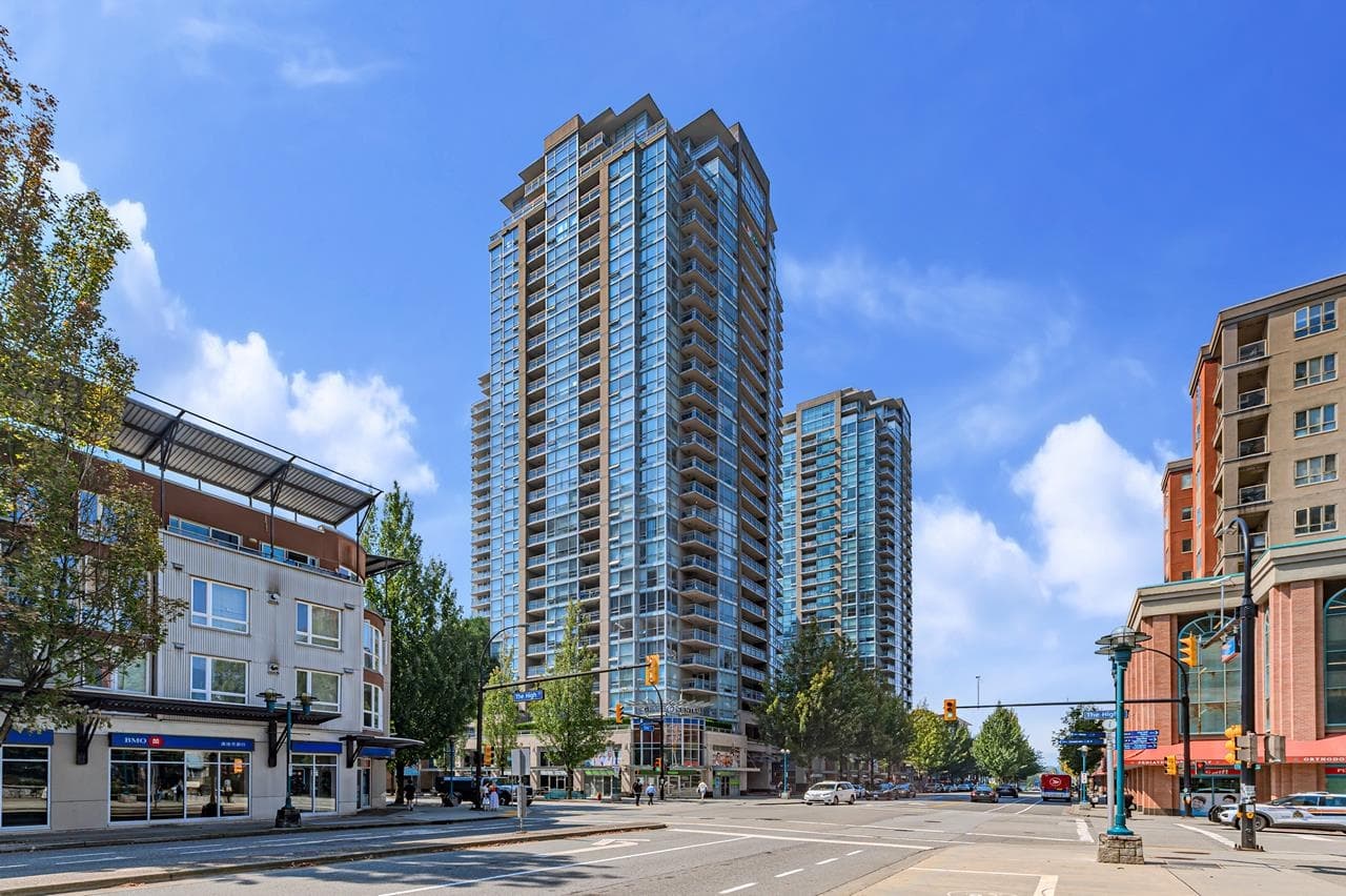 803 - 2978 Glen Drive, Coquitlam, V3B 0C3 — photo 3