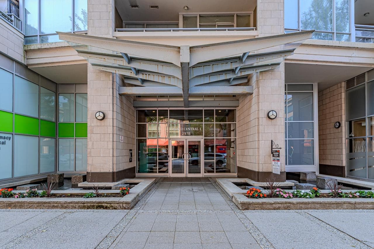 803 - 2978 Glen Drive, Coquitlam, V3B 0C3 — photo 4