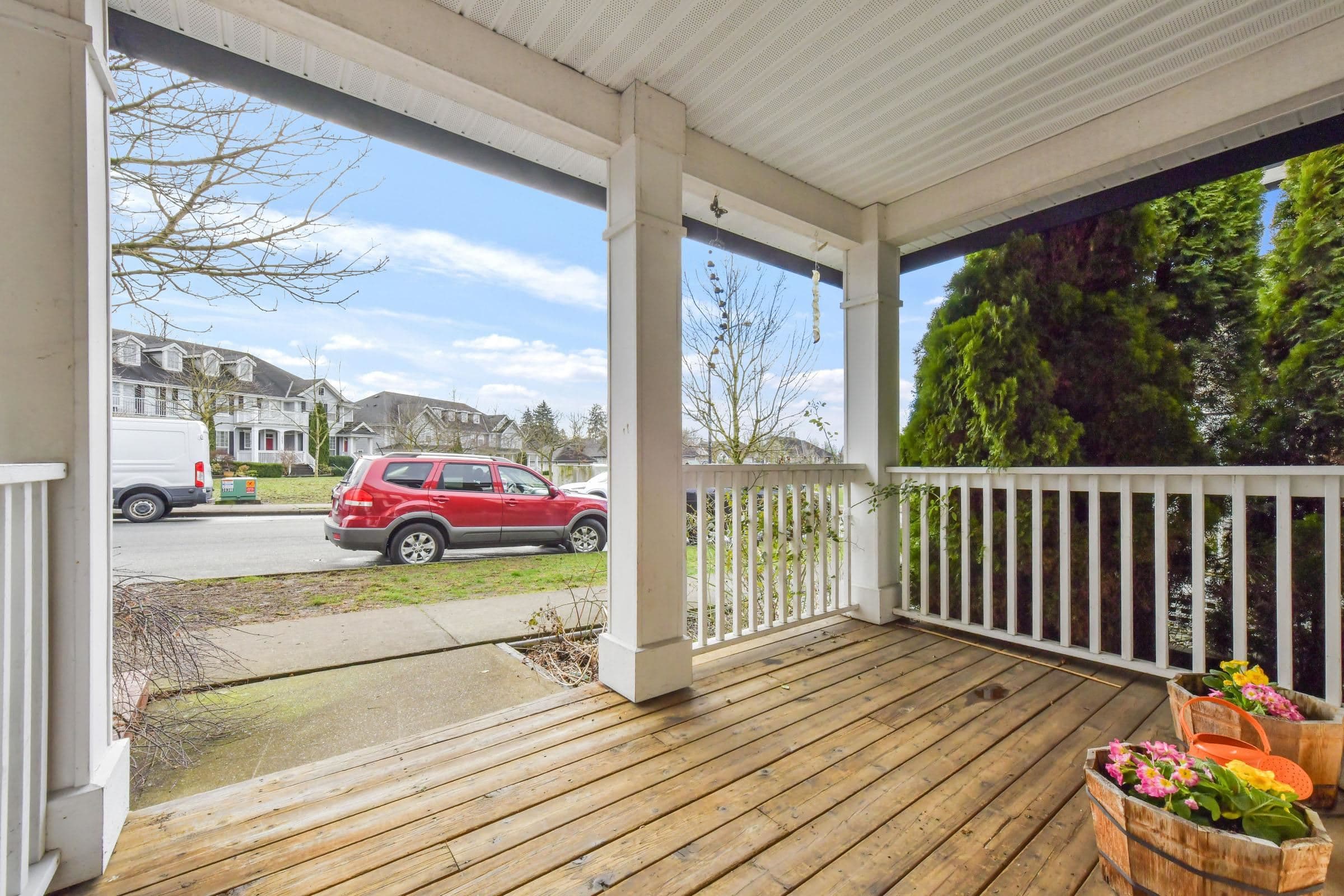 18043 70 Avenue, Surrey, V3S 6X3 — photo 2
