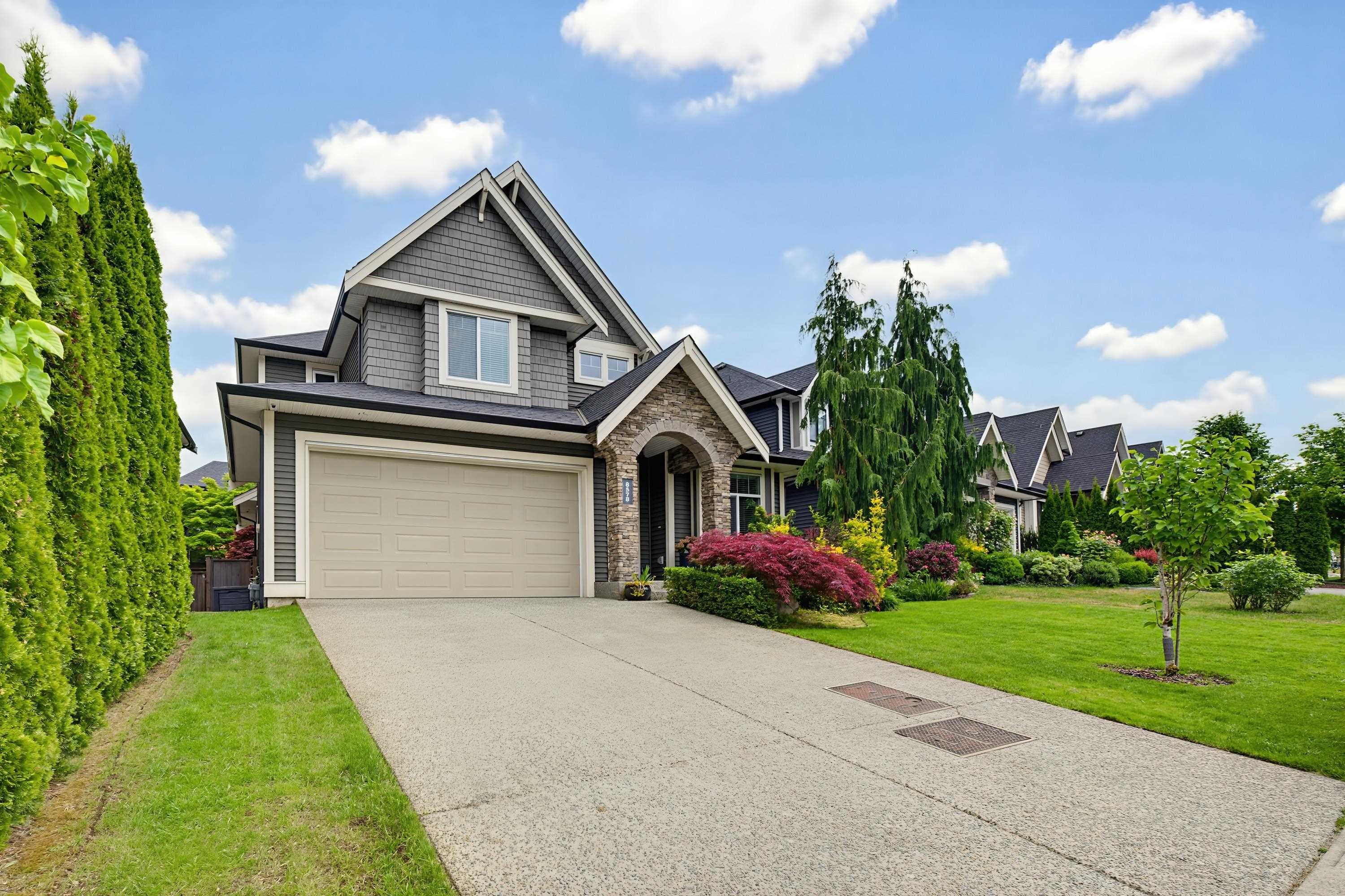 8578 205b Street, Langley, V2Y 0P6 — photo 2