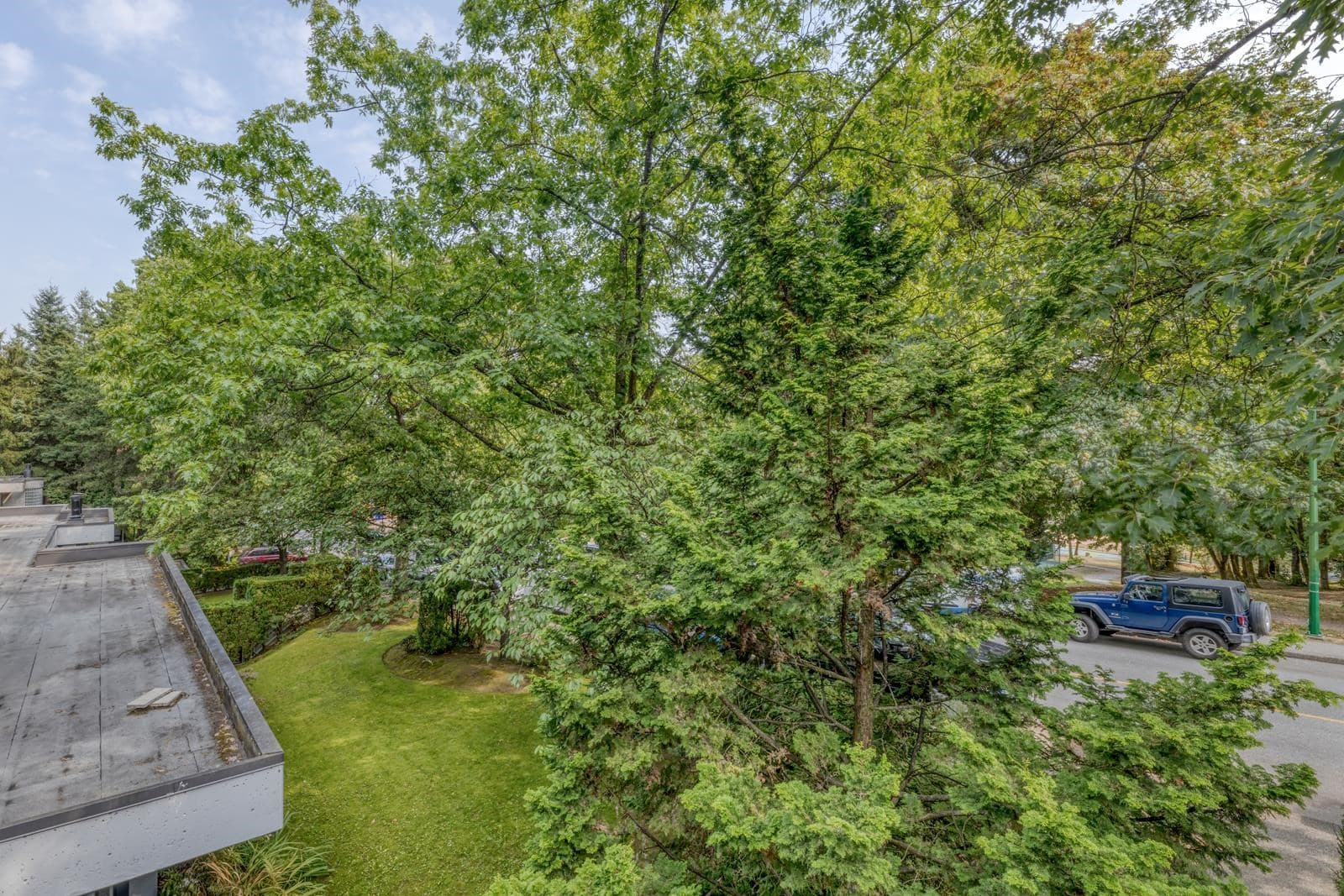 T4907 - 3980 Carrigan Court, Burnaby