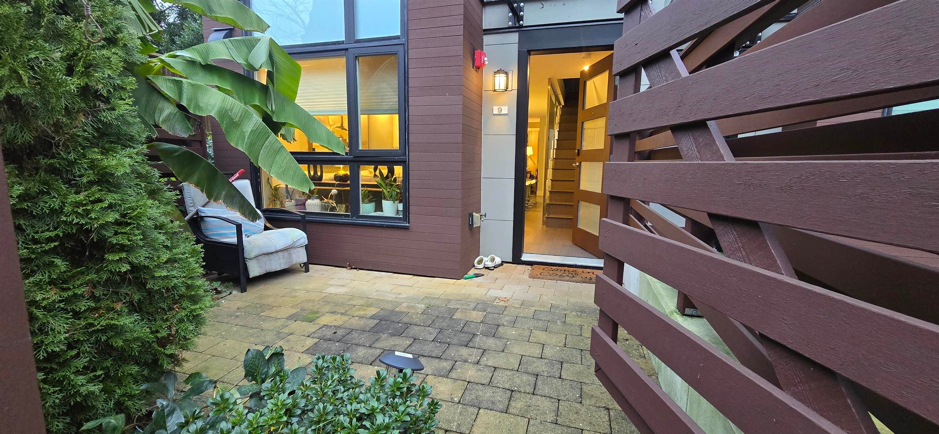 9 - 2358 Western Avenue, North Vancouver