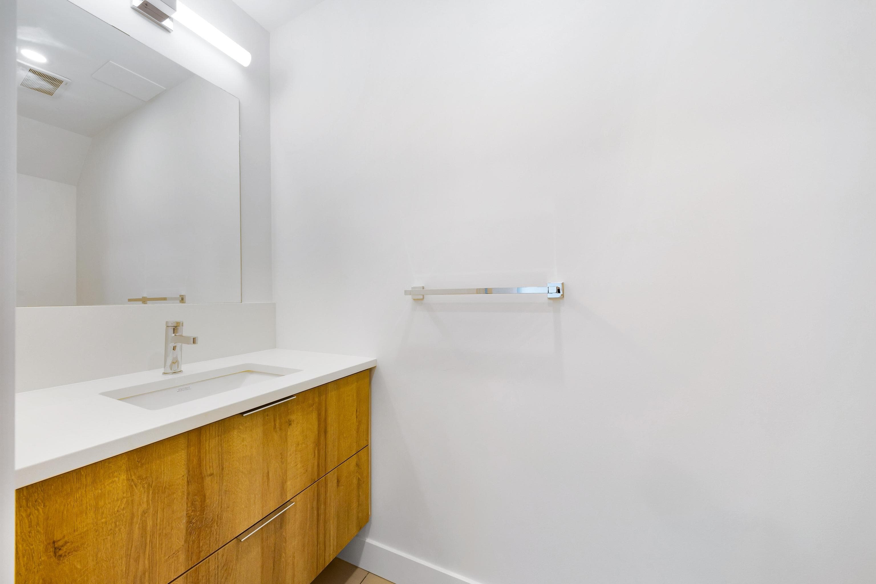 4 - 10160 133 Street, Surrey, V3T 0S4 — photo 3
