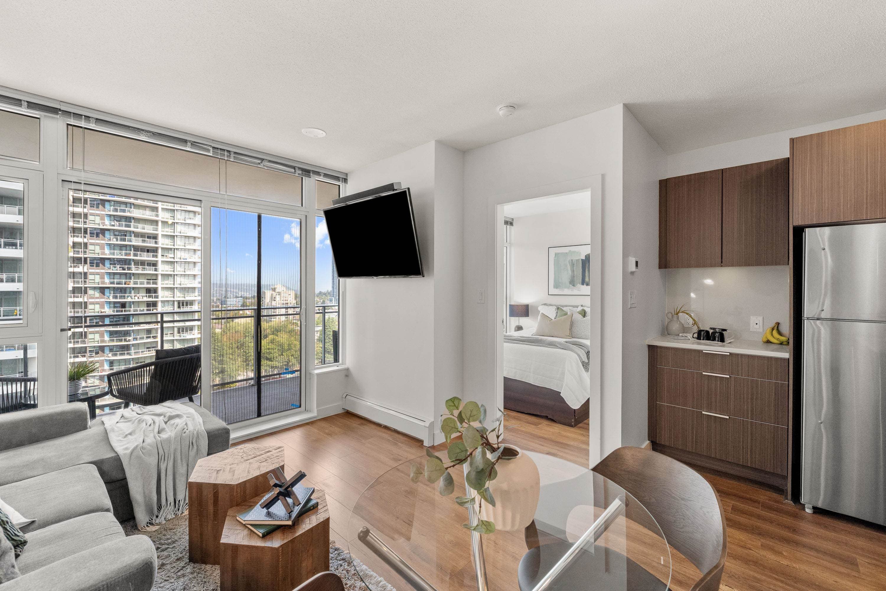1201 - 13308 Central Avenue, Surrey, V3T 0M4 — photo 3