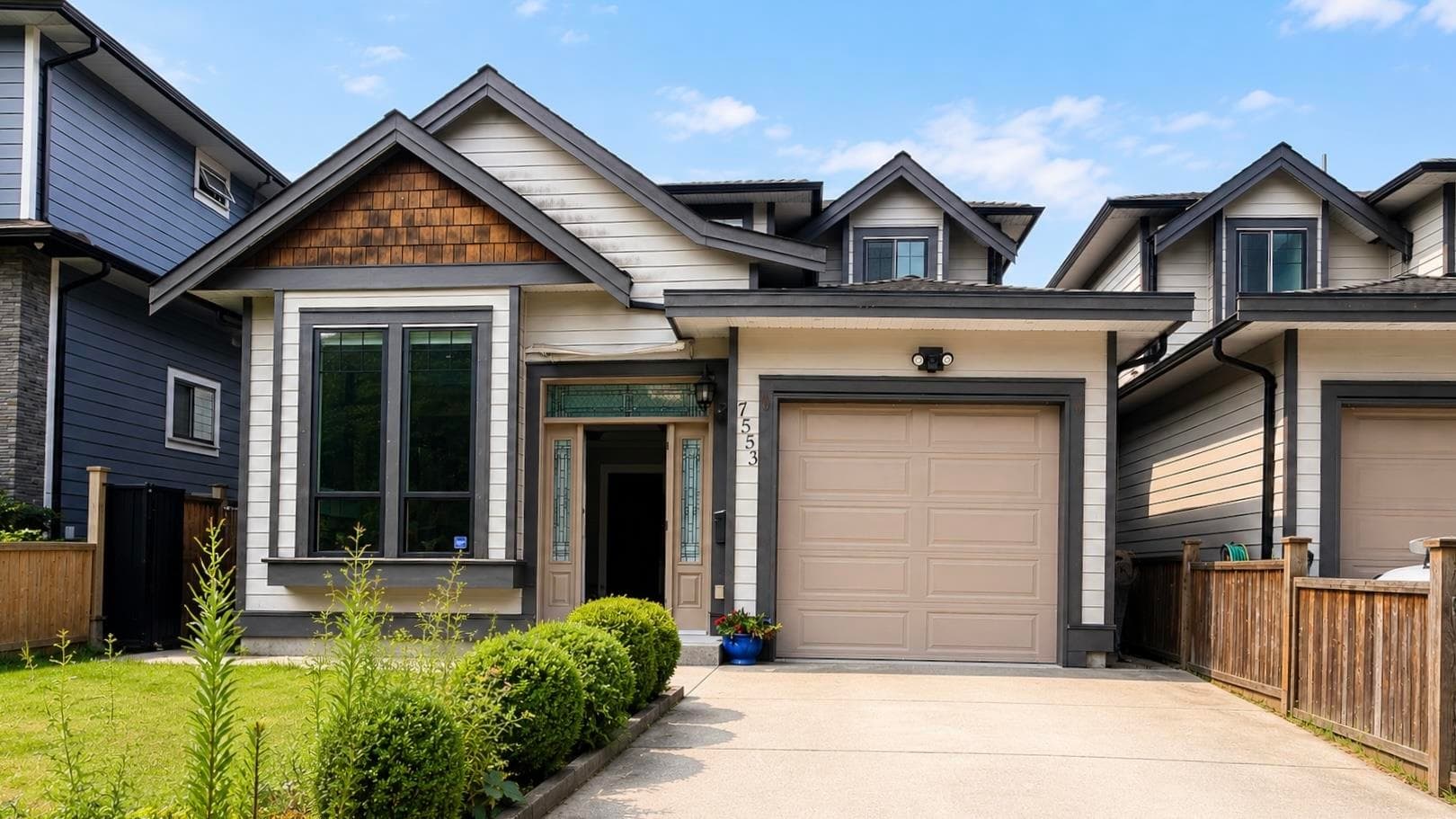 7553 Newcombe Street, Burnaby, V3N 3V7 — photo 2
