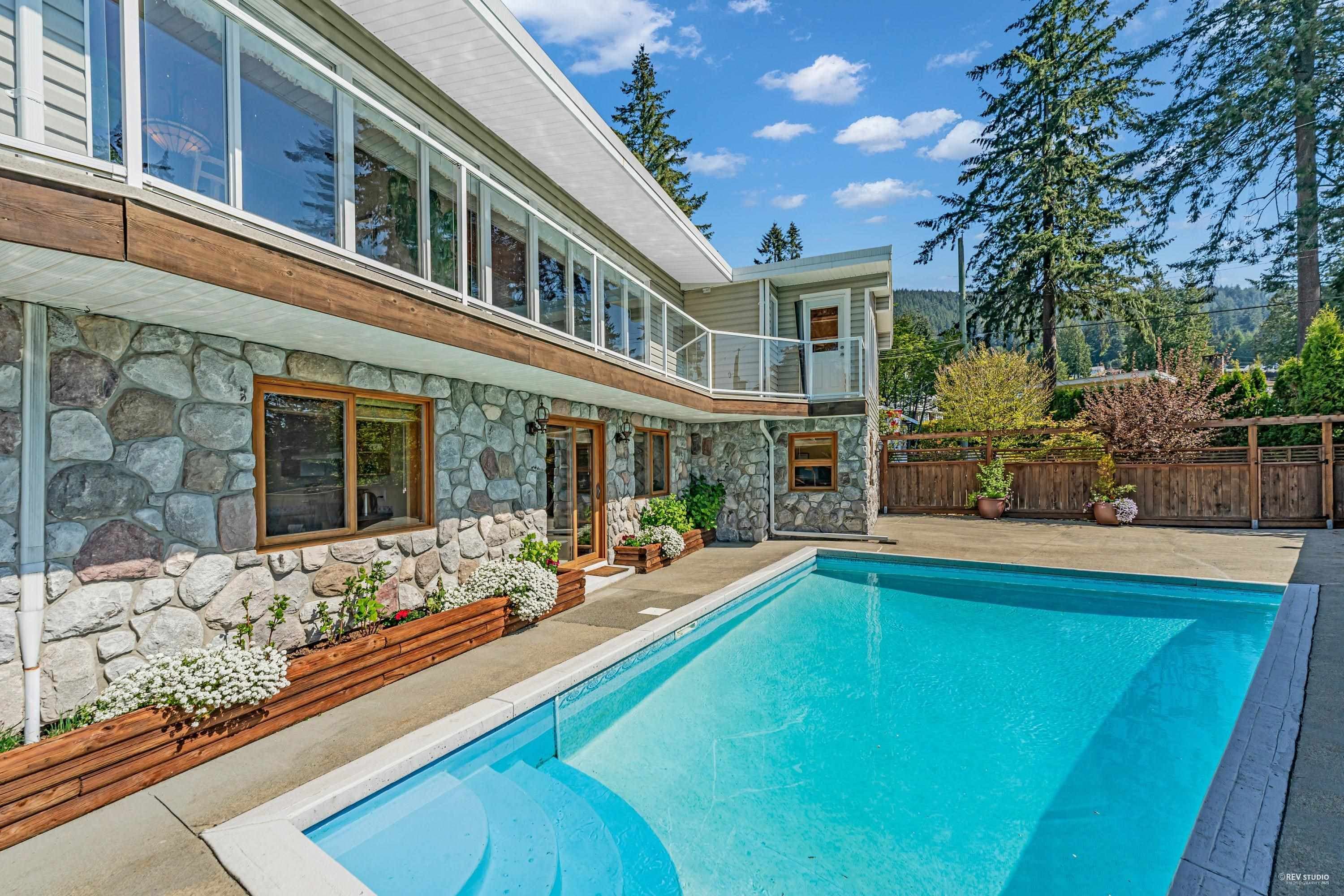 4323 Valencia Avenue, North Vancouver, V7N 4A7 — photo 4