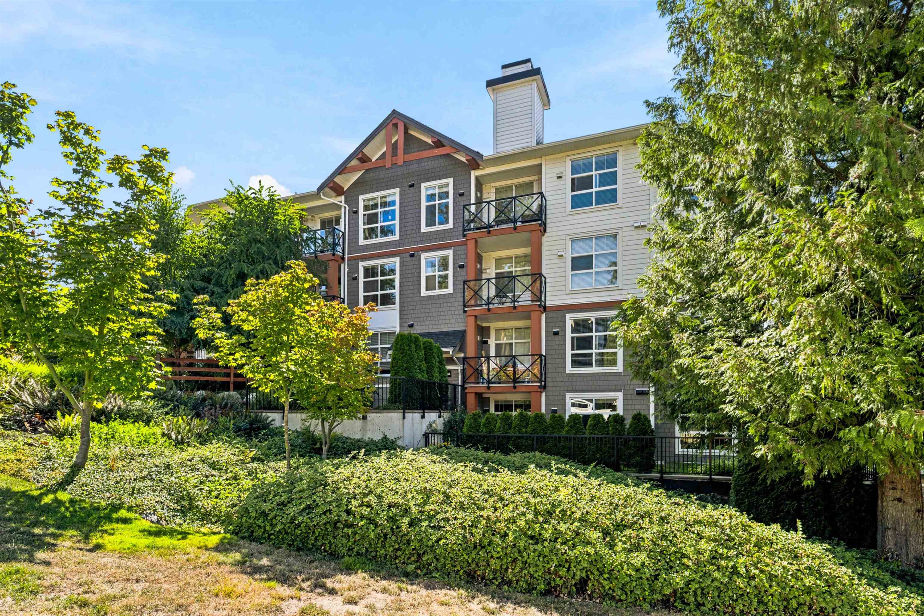 309 - 14605 Mcdougall Drive, Surrey, V4P 0G7 — photo 2