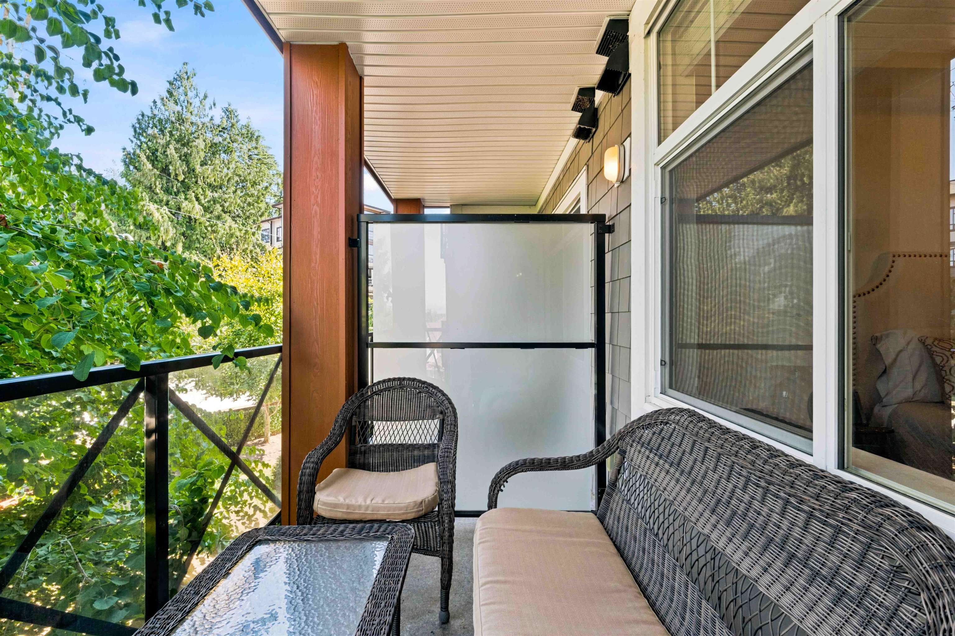 309 - 14605 Mcdougall Drive, Surrey, V4P 0G7 — photo 3