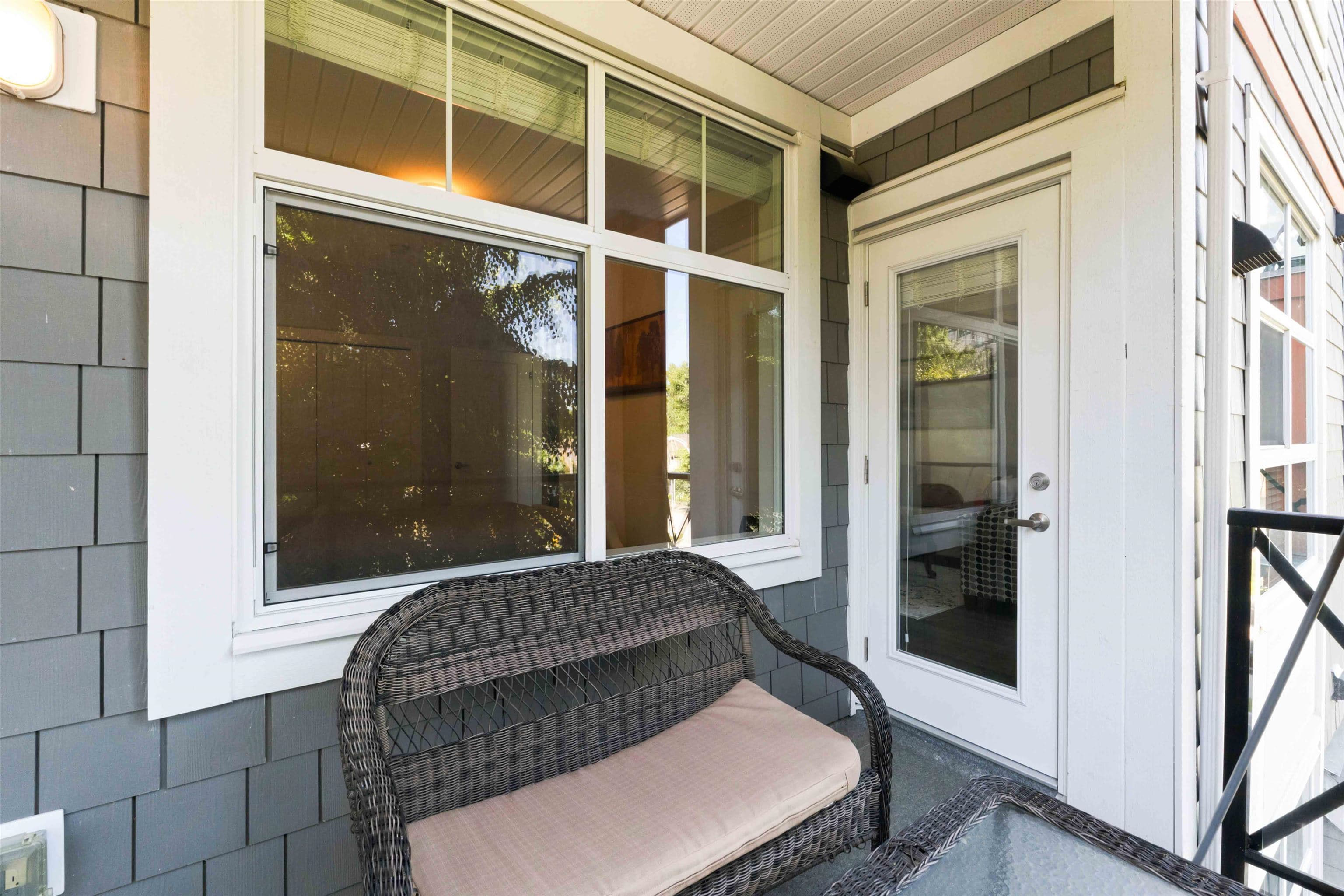 309 - 14605 Mcdougall Drive, Surrey, V4P 0G7 — photo 4