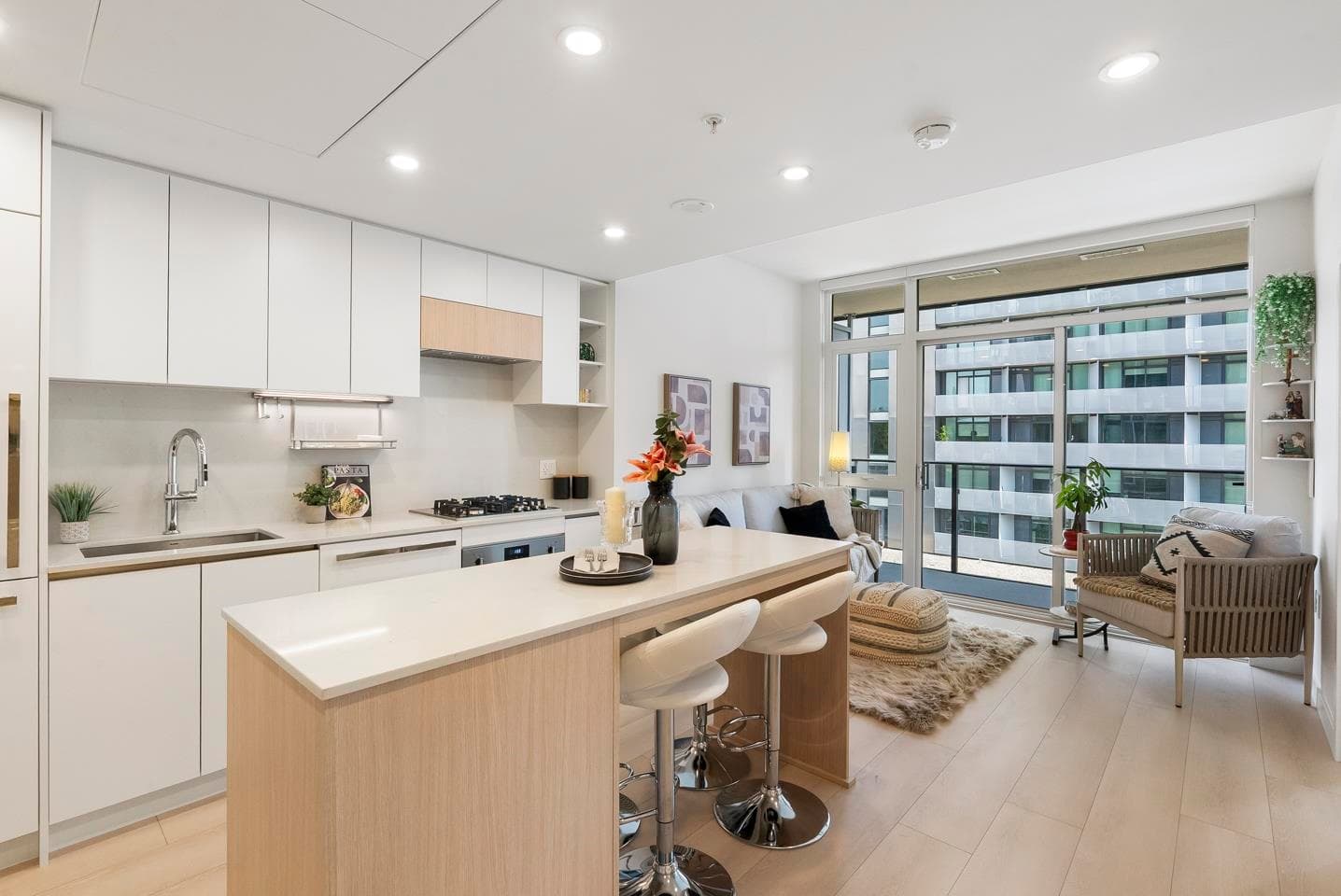 411 - 13573 98a Avenue, Surrey, V3T 0X1 — photo 3