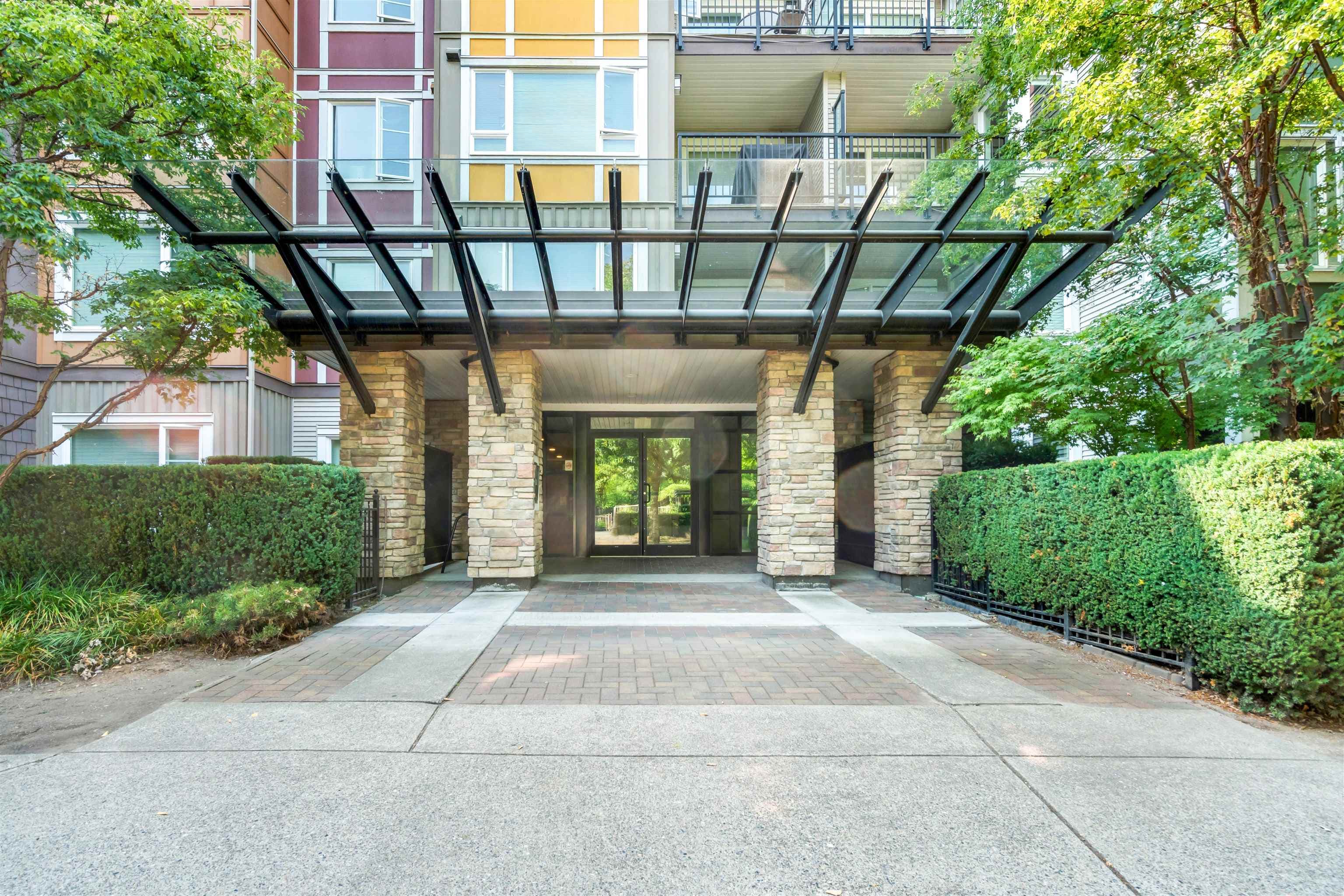 310 - 13740 75a Avenue, Surrey, V3W 0E8 — photo 2