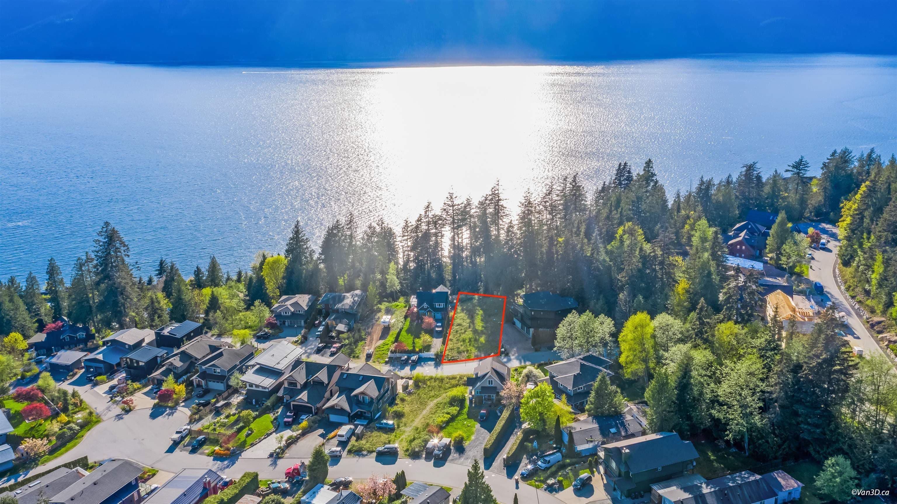 685 Copper Drive, Squamish, V8B 1J1 — photo 1
