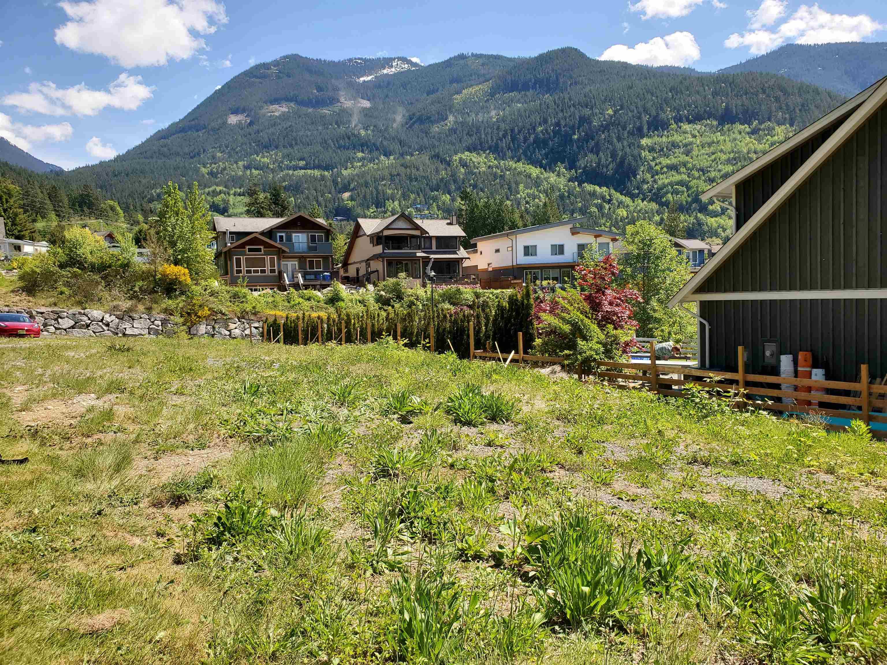 685 Copper Drive, Squamish, V8B 1J1 — photo 4
